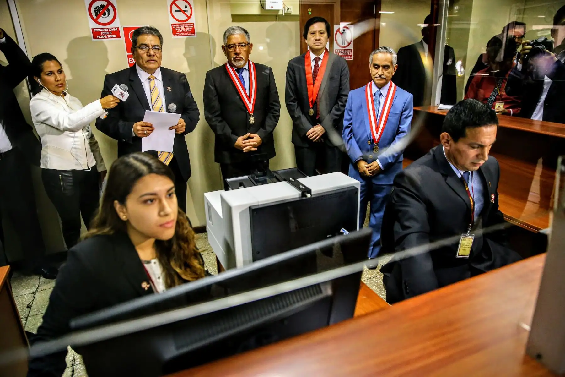 El presidente del Poder Judicial, Duberlí Rodríguez, implementó el Expediente Judicial Electrónico en juzgados laborales. Foto: ANDINA/Luis Iparraguirre