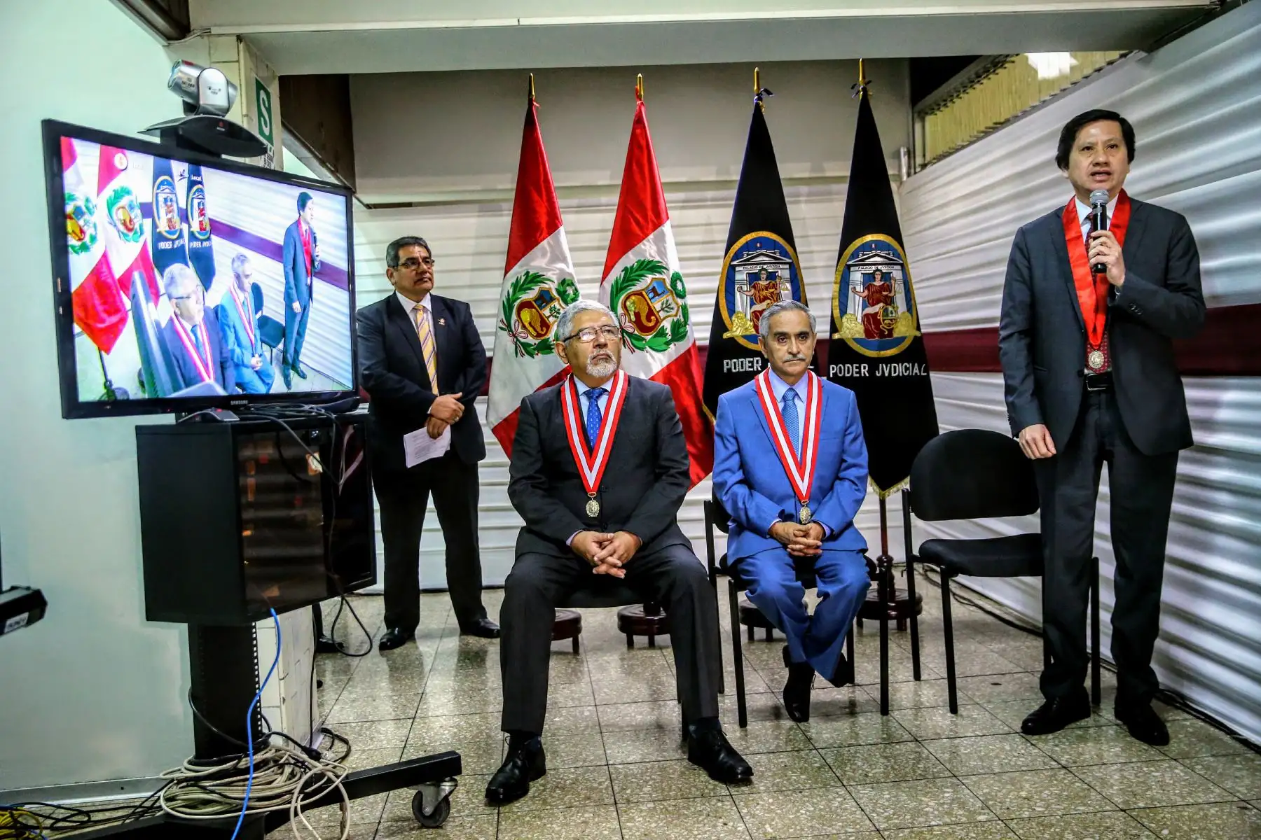 El presidente del Poder Judicial, Duberlí Rodríguez, implementó el Expediente Judicial Electrónico en juzgados laborales. Foto: ANDINA/Luis Iparraguirre