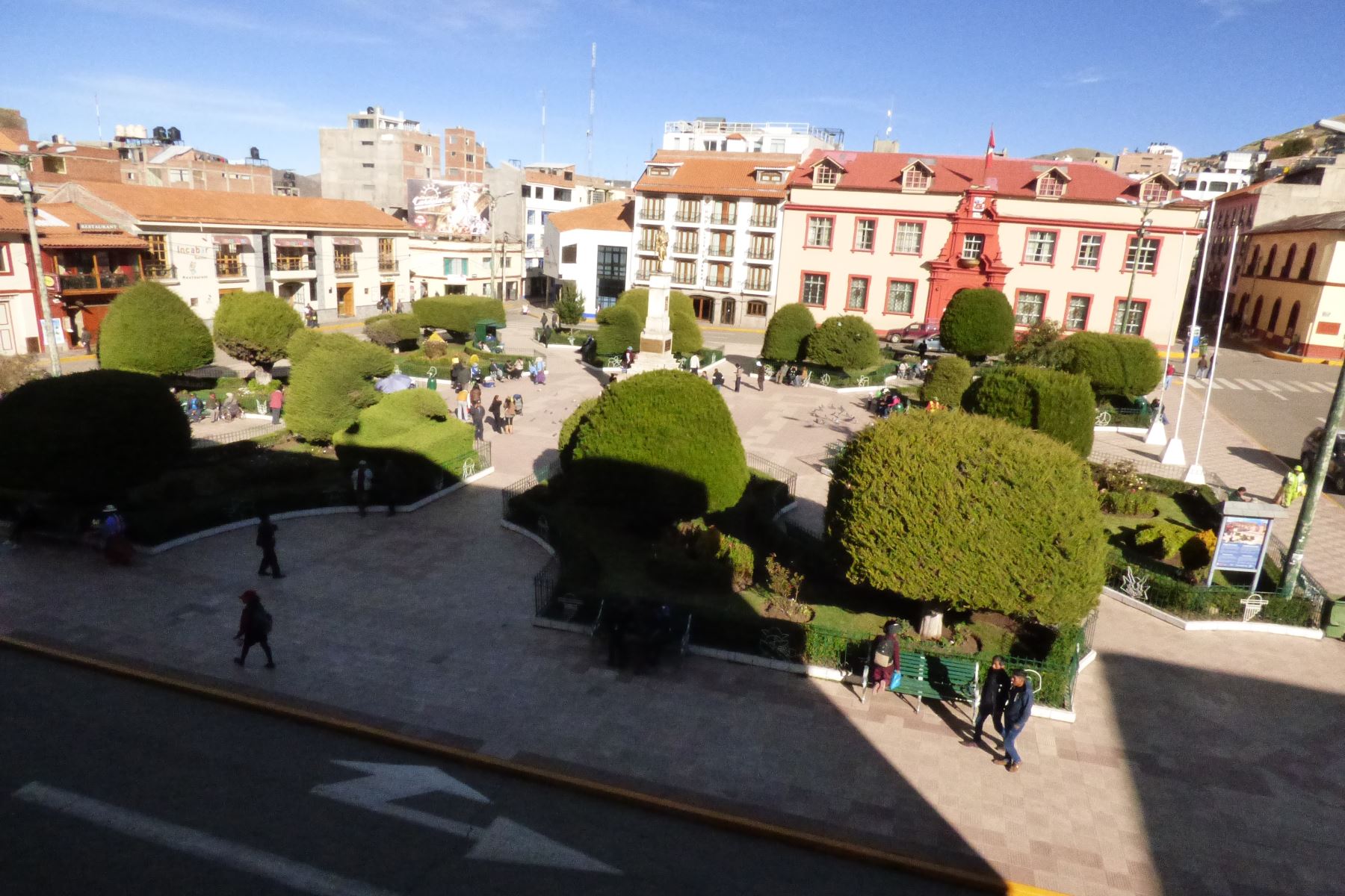 El distrito de Amantaní, en Puno, fue afectado económicamente por servidores municipales, señala informe de la Contraloría.