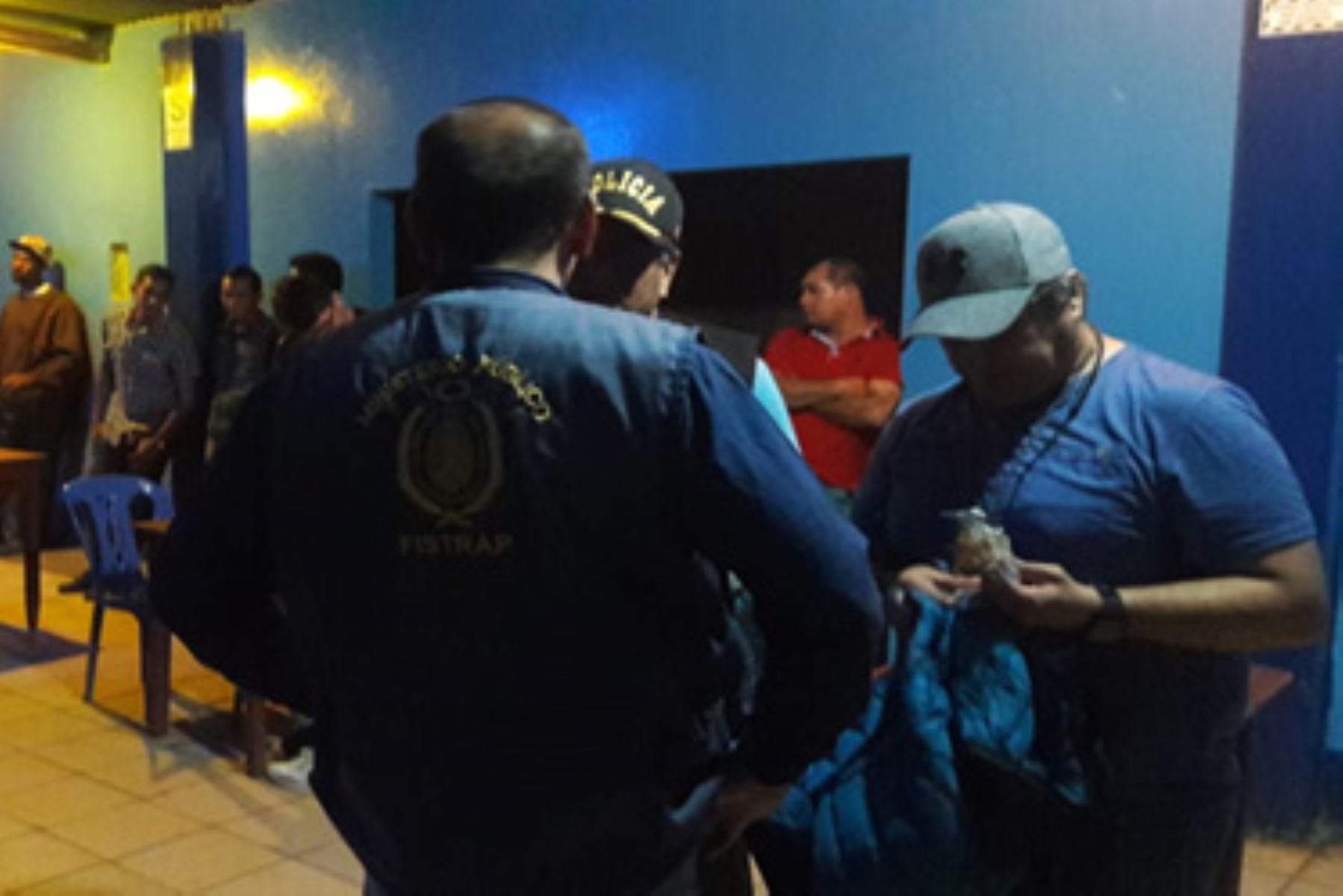 En el marco de la Campaña Corazón Azul, el ministro del Interior, Mauro Medina Guimaraes, informó que, de enero a junio de este año, la Policía Nacional del Perú rescató a 843 víctimas de trata de personas en diversas regiones del país. ANDINA/Difusión