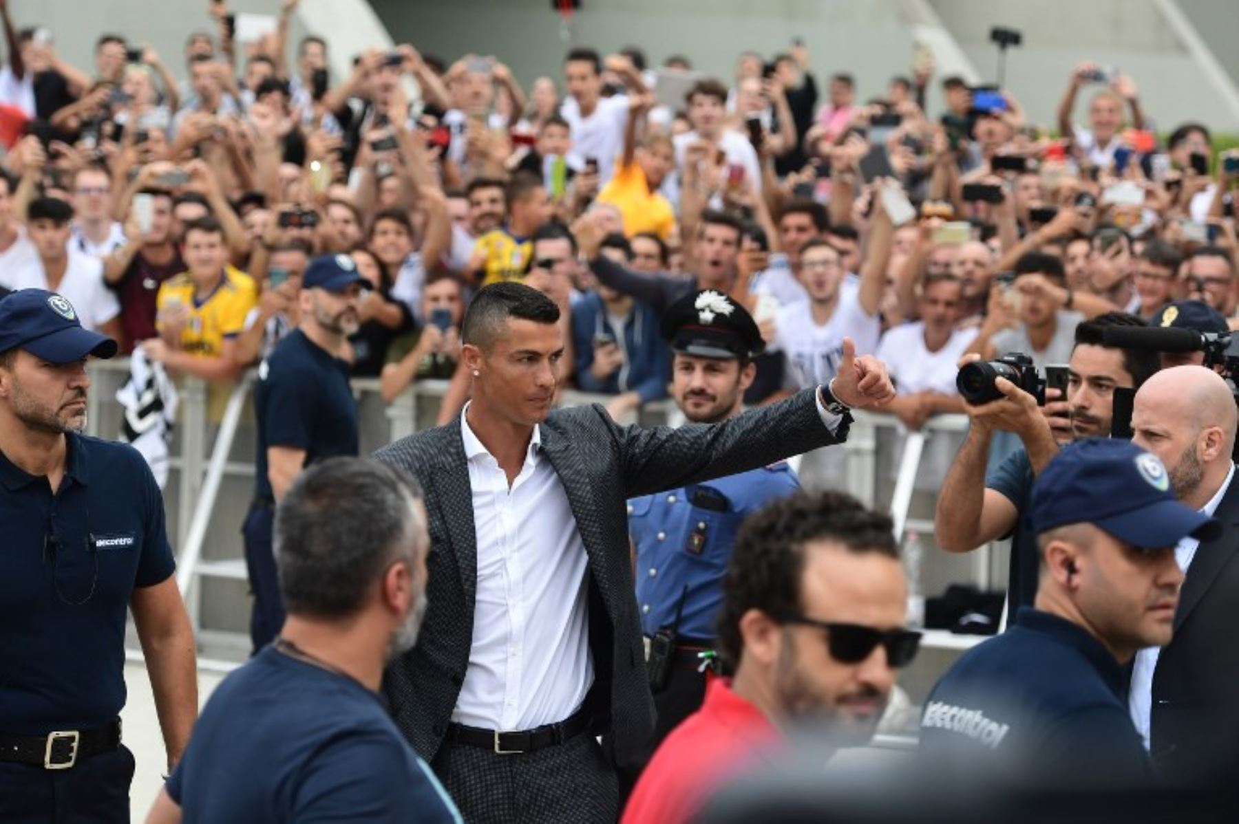 Cristiano Ronaldo vive sus primeros momentos con su nuevo club, la Juventus de Turín