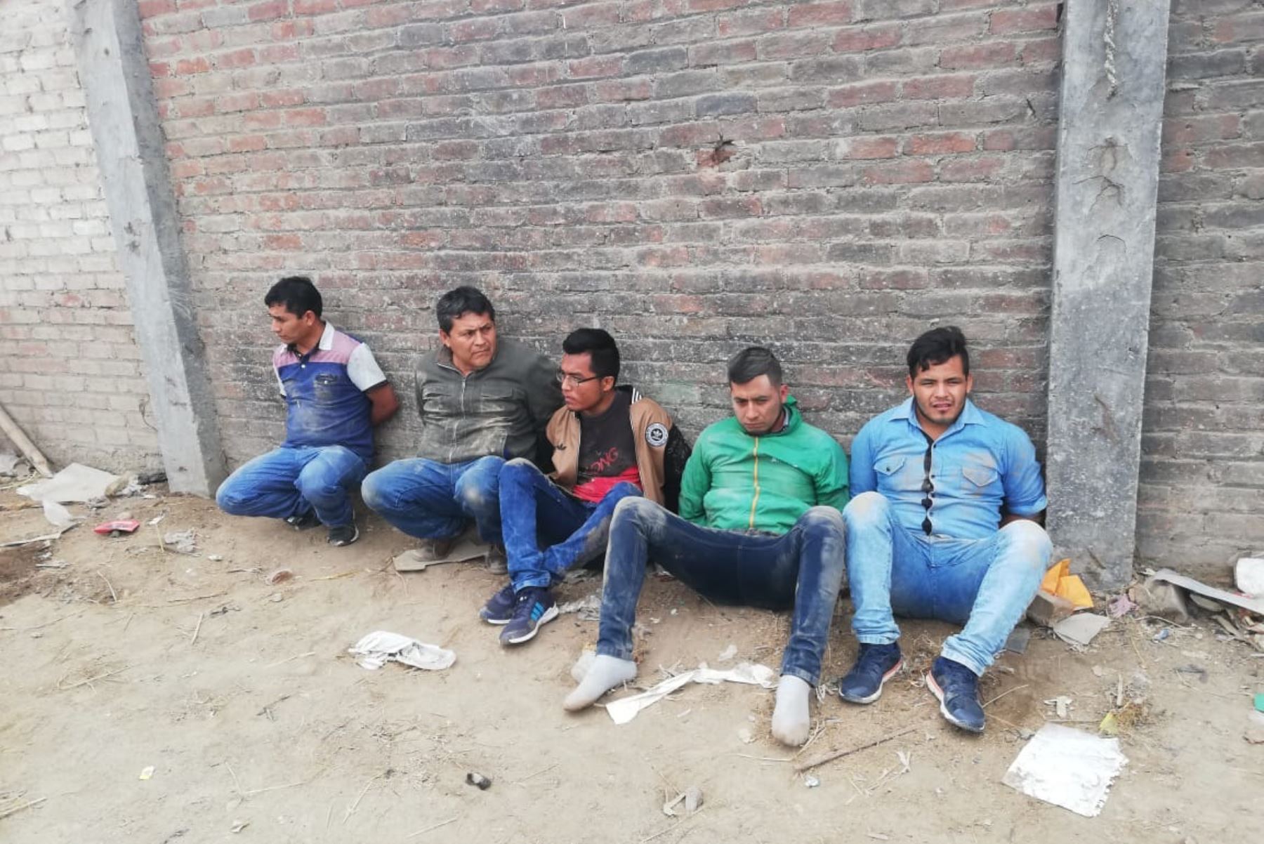 Policía decomisa 50 kilos de clorhidrato de cocaína y detiene a cinco personas que trasladaban la droga en Lambayeque. ANDINA
