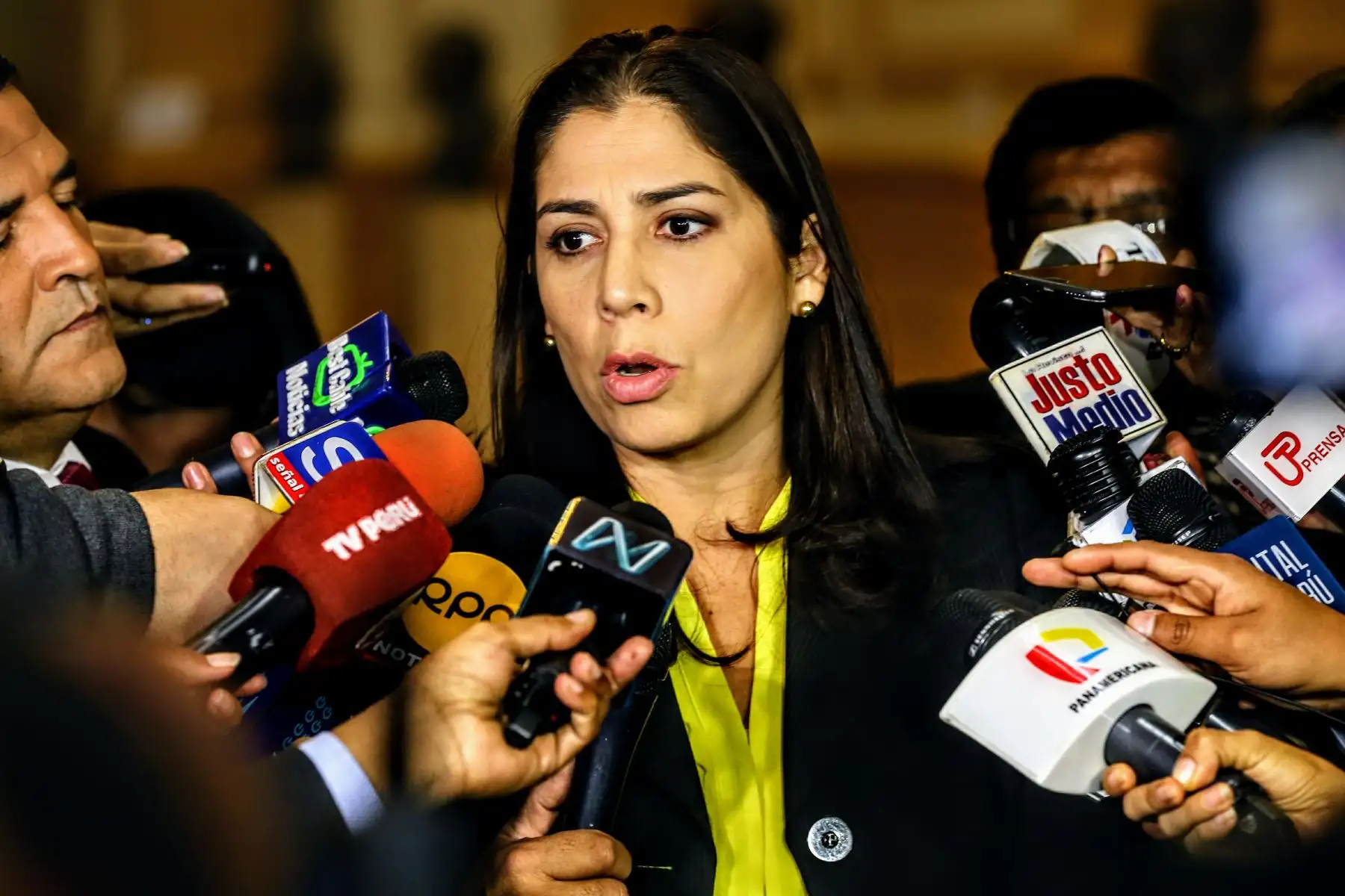 Congresista Úrsula Letona, ofrece rueda de prensa en el Congreso de la República. Foto: ANDINA/Luis Iparraguirre