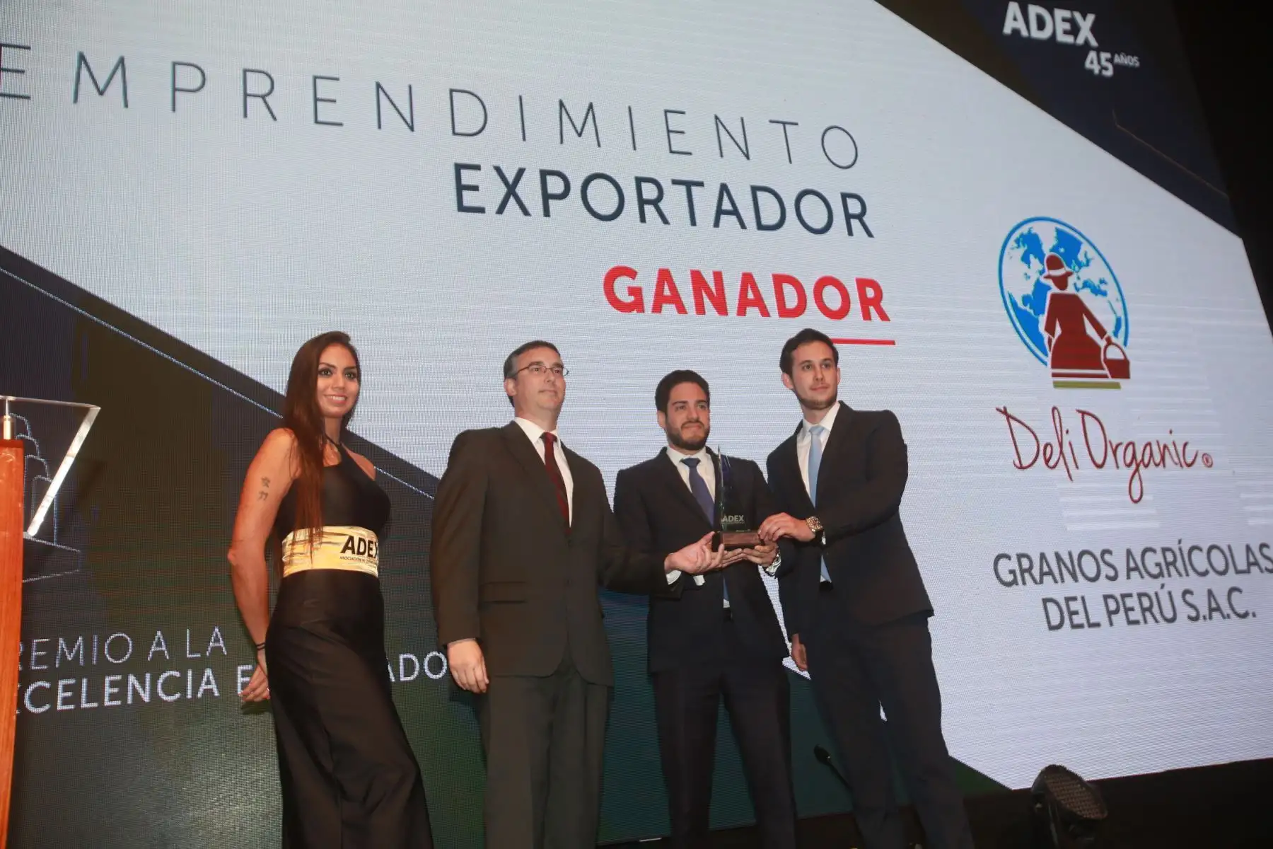 Ceremonia de premiación a la Excelencia Exportadora por el 45 aniversario de Adex. Foto: ANDINA/Jhony Laurente.