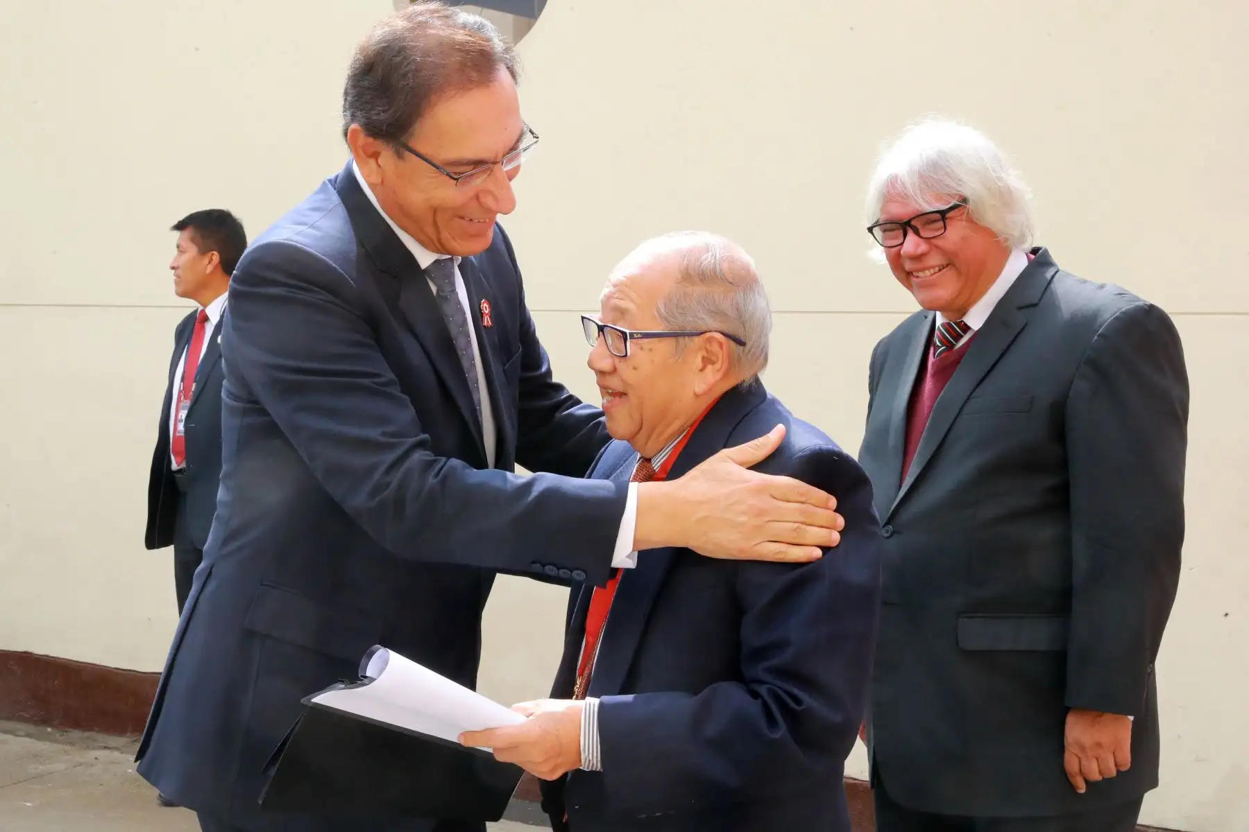 Presidente Martín Vizcarra participa en la ceremonia por el 142° de la Universidad Nacional de Ingeniería y recibe la distinción honorífica "Antorcha de Habich". Foto: ANDINA/Prensa Presidencia