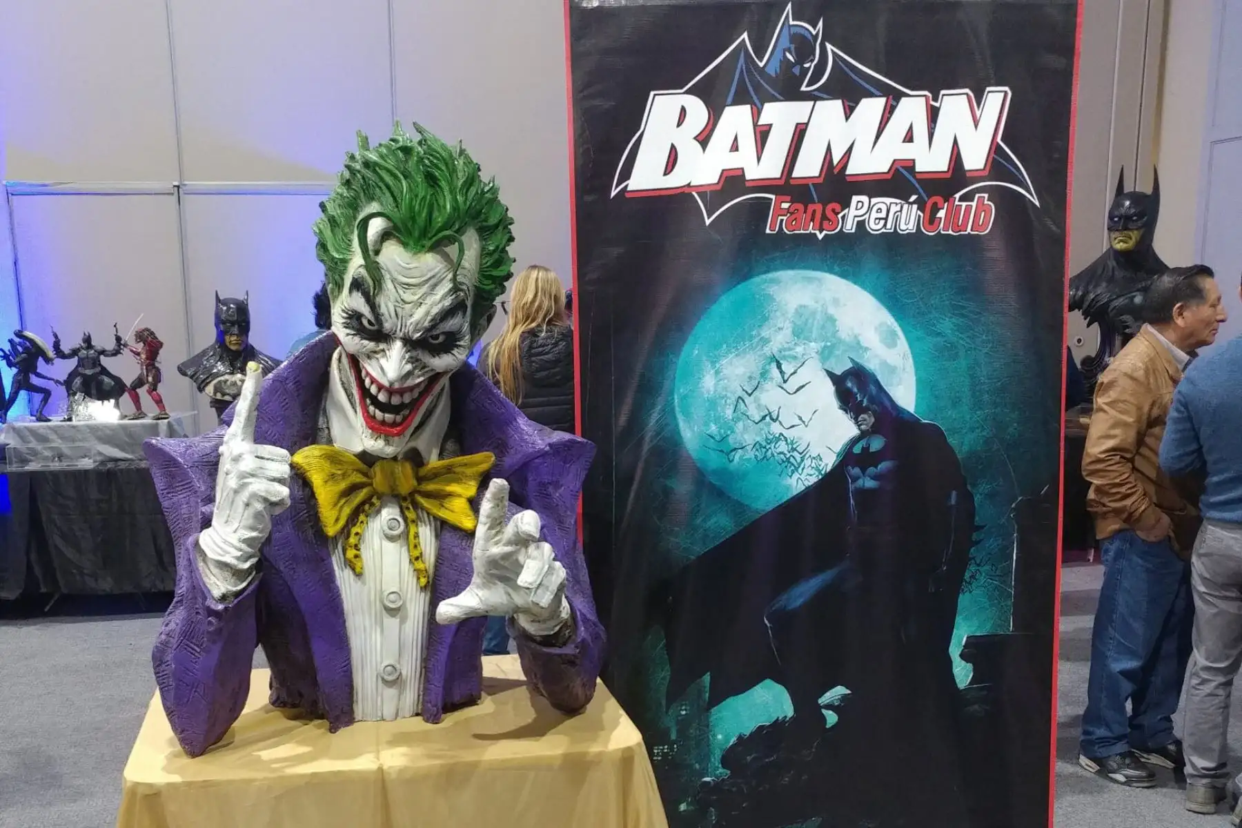 Figuras del universo de la película de Batman se verán en el  primer Comic Con en Lima. Foto: ANDINA/Cortesia