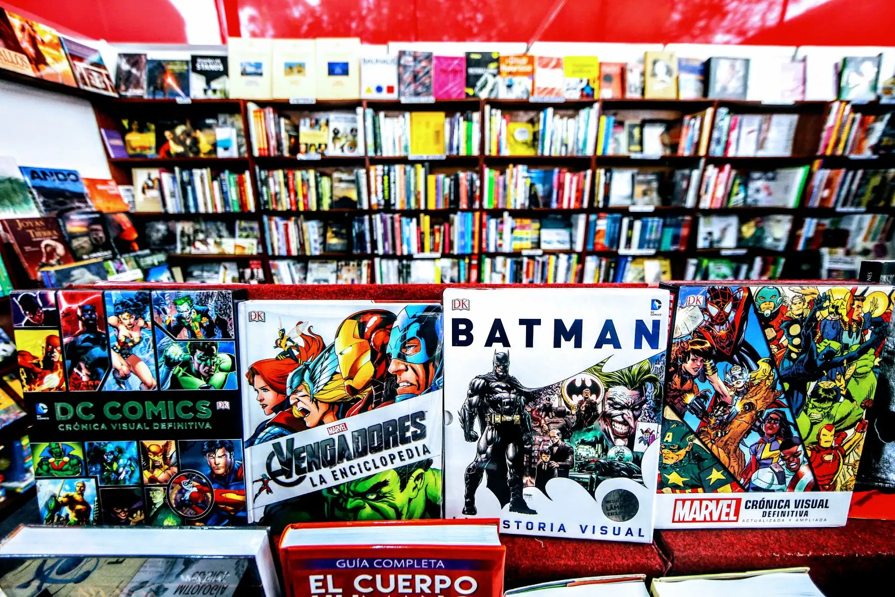 Feria Internacional del Libro abre sus puertas a centenares de lectores. Foto: ANDINA/Luis Iparraguirre