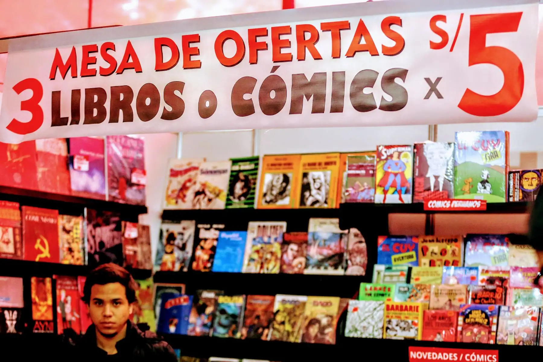 Feria Internacional del Libro abre sus puertas a centenares de lectores. Foto: ANDINA/Luis Iparraguirre