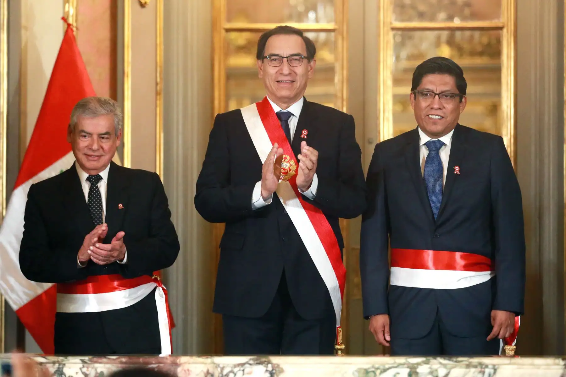 El presidente de la República Martín Vizcarra tomó juramento a Vicente Zeballos Salinas como ministro de Justicia y Derechos Humanos. Foto: ANDINA/Vidal Tarqui
