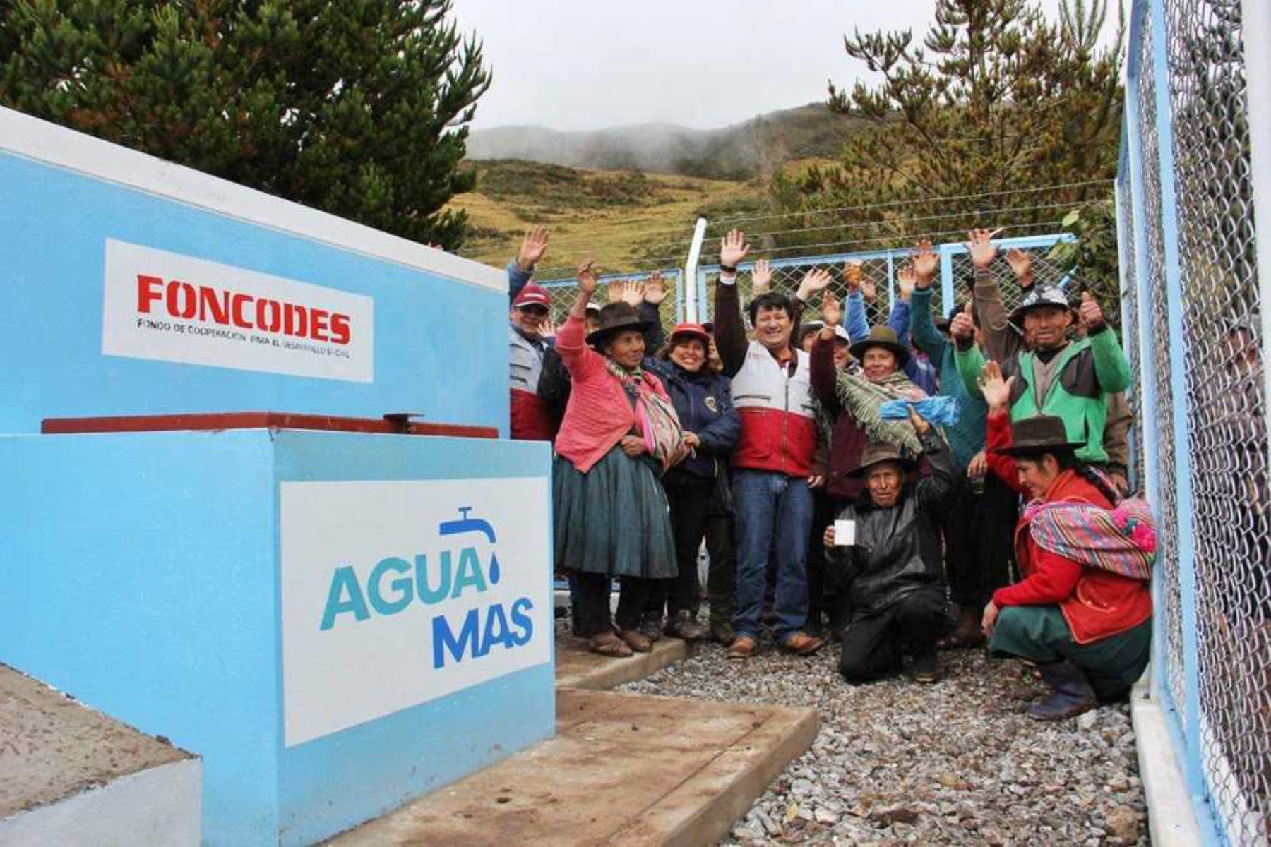 Los ciudadanos de nueve localidades del distrito de Pacobamba, provincia de Andahuaylas, región Apurímac, cuentan con acceso al agua apta para el consumo humano tras la intervención del proyecto Agua Más, del Foncodes, programa adscrito al Ministerio de Desarrollo e Inclusión Social (Midis).