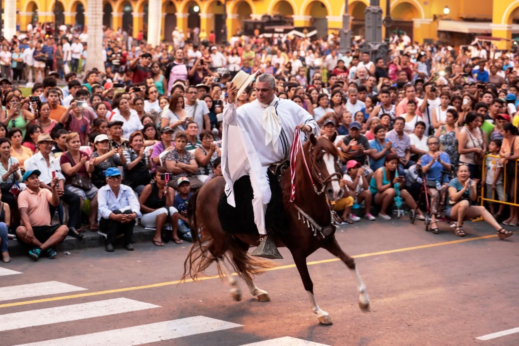 Mañana se celebrará Fiestas Patrias en programa Al Damero de Pizarrro sin Carro. Foto: ANDINA/Difusión.