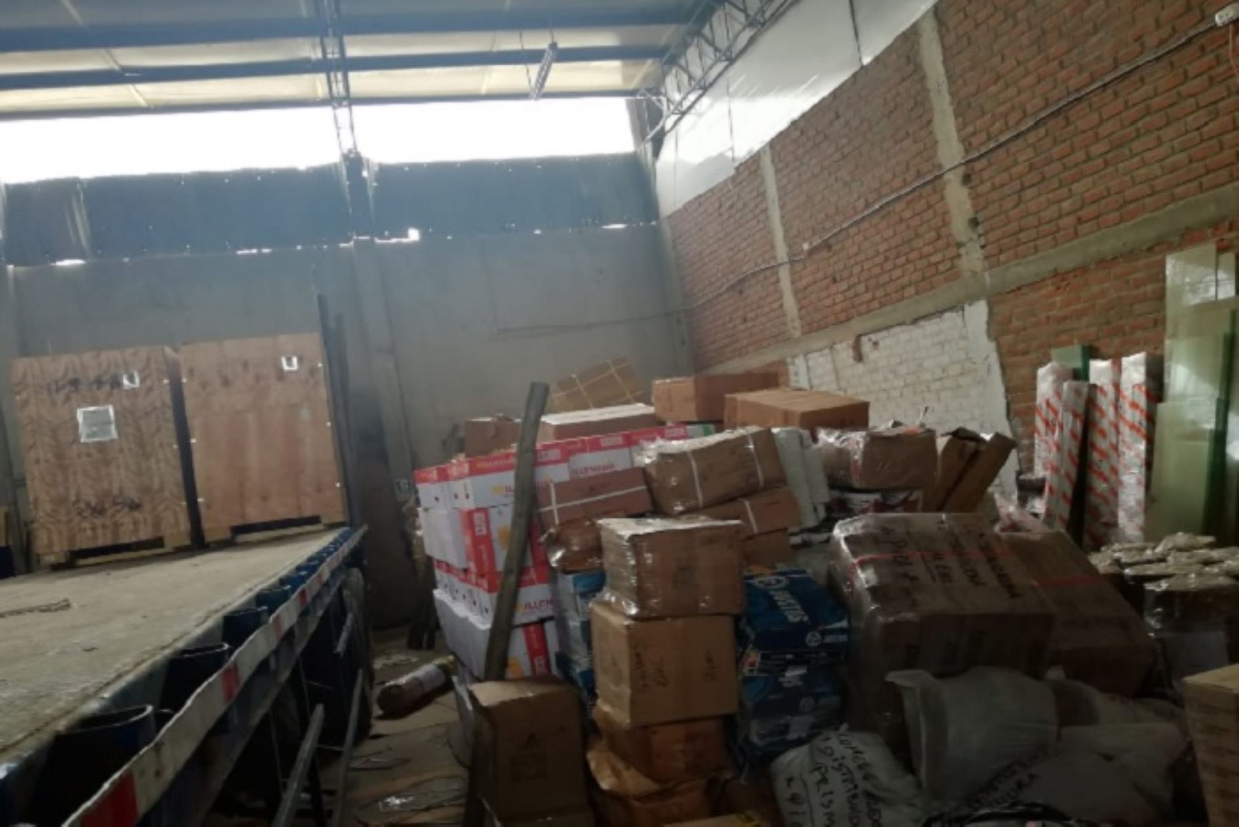 Piura Recuperan Tráiler Con Mercadería Valorizada En Más De S 2 Millones Noticias Agencia 1489