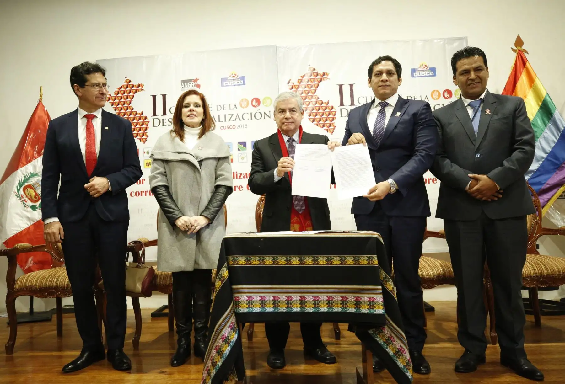 La vicepresidenta de la República, Mercedes Aráoz participó en la II Cumbre de la Descentralización, Cusco 2018.Foto:ANDINA/ PCM