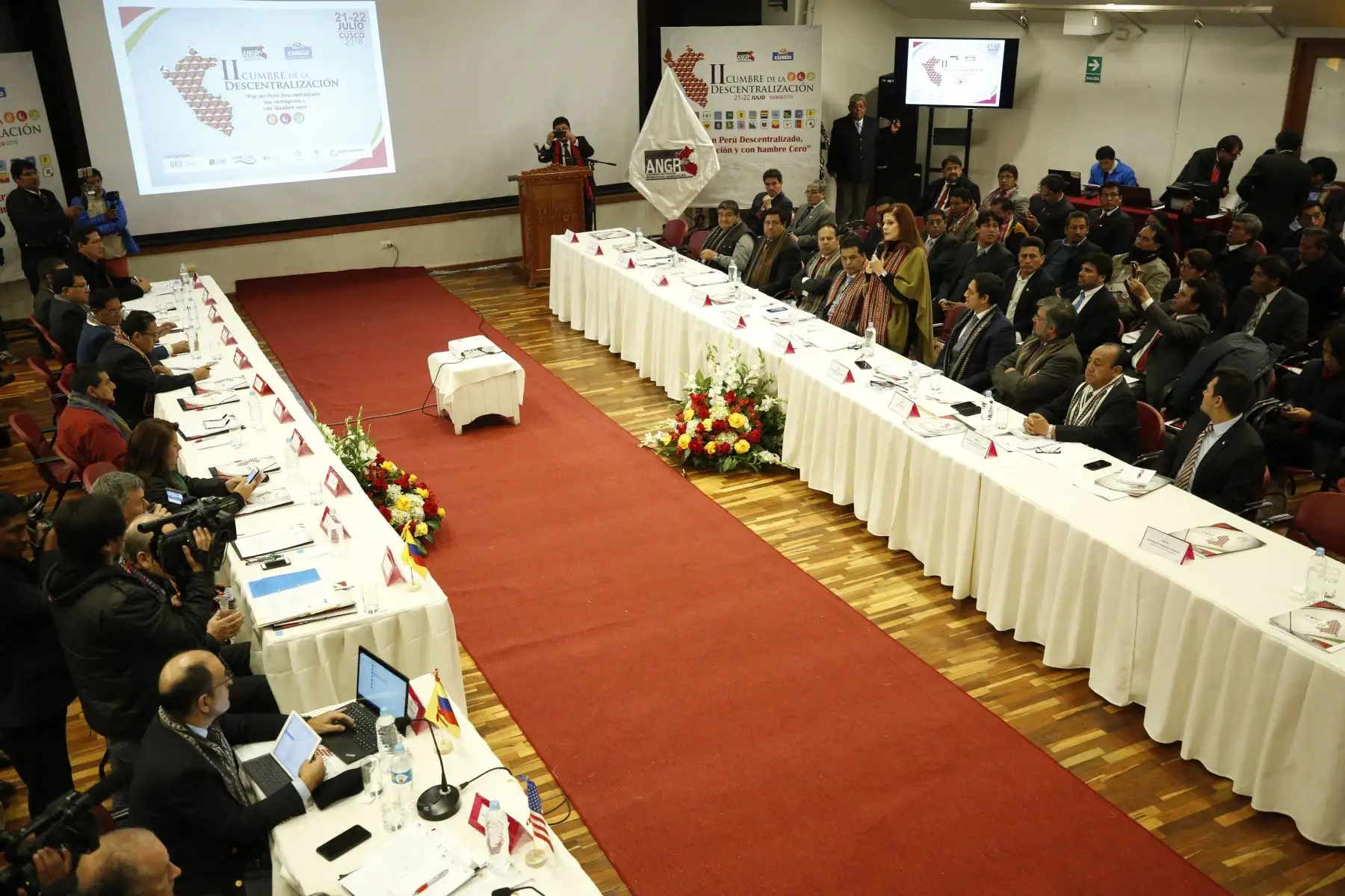 La vicepresidenta de la República, Mercedes Aráoz participó en la II Cumbre de la Descentralización, Cusco 2018.Foto:ANDINA/ PCM