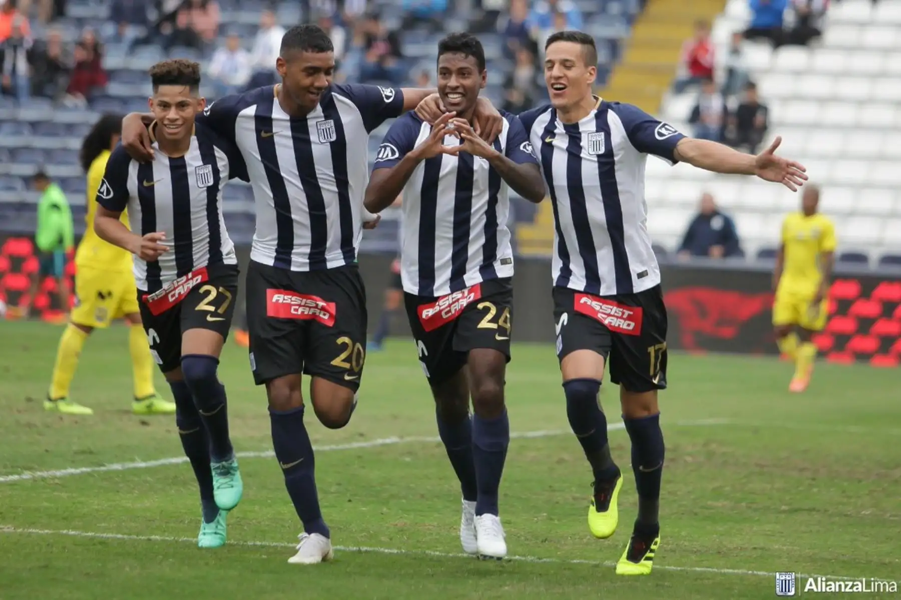 Alianza Lima goleó 5-1 a Comerciantes Unidos y sigue como líder del Apertura.Foto:ANDINA/twiter Alianza Lima
