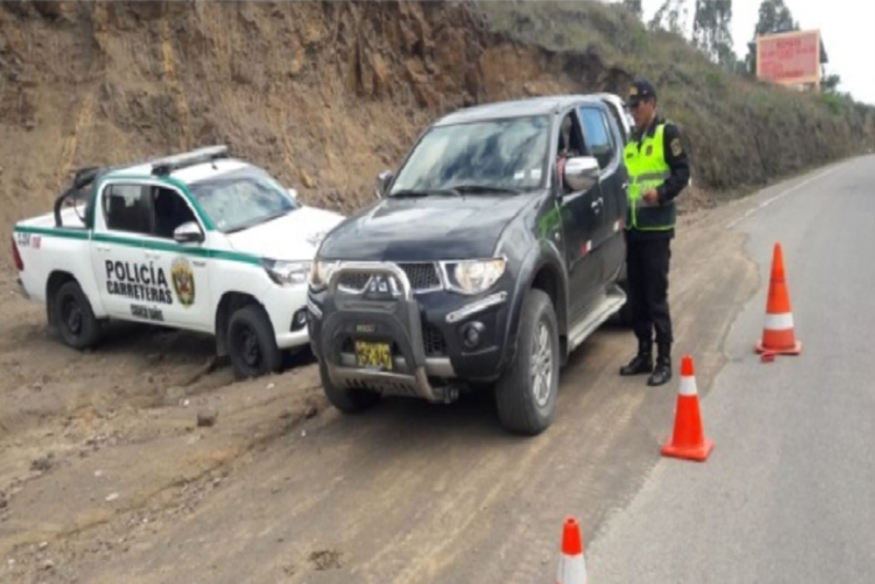 Unidad de Protección de Carreteras de la Policía Nacional del Perú (PNP) de Chiclayo, región Lambayeque, ejecutó en los últimos días una serie de operativos en diferentes puntos críticos, con el objetivo de generar un impacto positivo en la seguridad ciudadana al norte del país