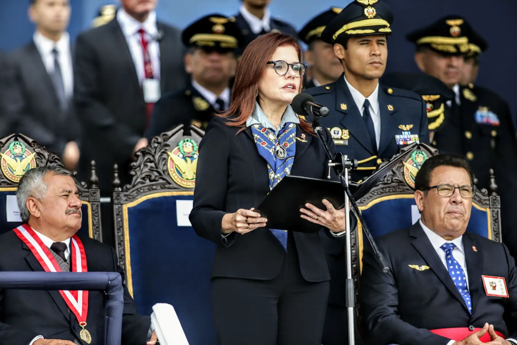 Segunda vicepresidenta de la República, Mercedes Aráoz, encabeza ceremonia castrense en la base aérea Las Palmas por aniversario de la Fuerza Aérea del Perú. Foto: ANDINA/Luis Iparraguirre