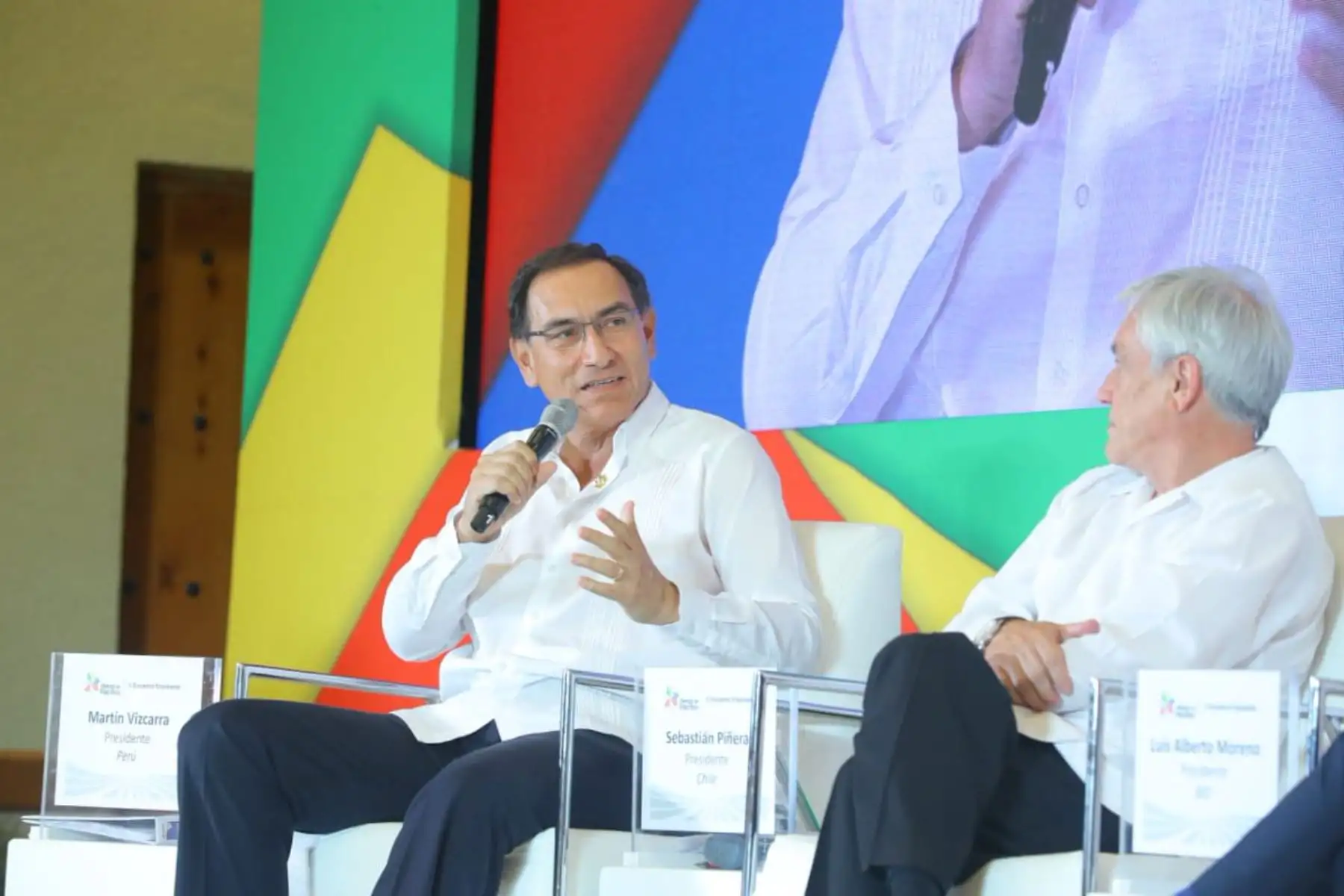 Presidente Martín Vizcarra, participa en panel de clausura del V Encuentro Empresarial, en Puerto Vallarta, México.
