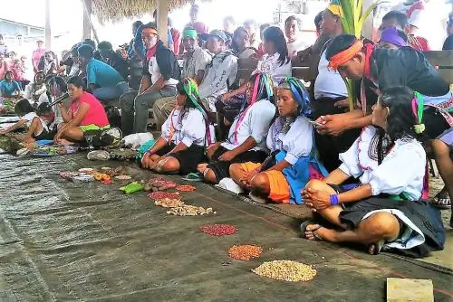 Indígenas Kewcha promueven en feria cultivo de semillas orgánicas. ANDINA