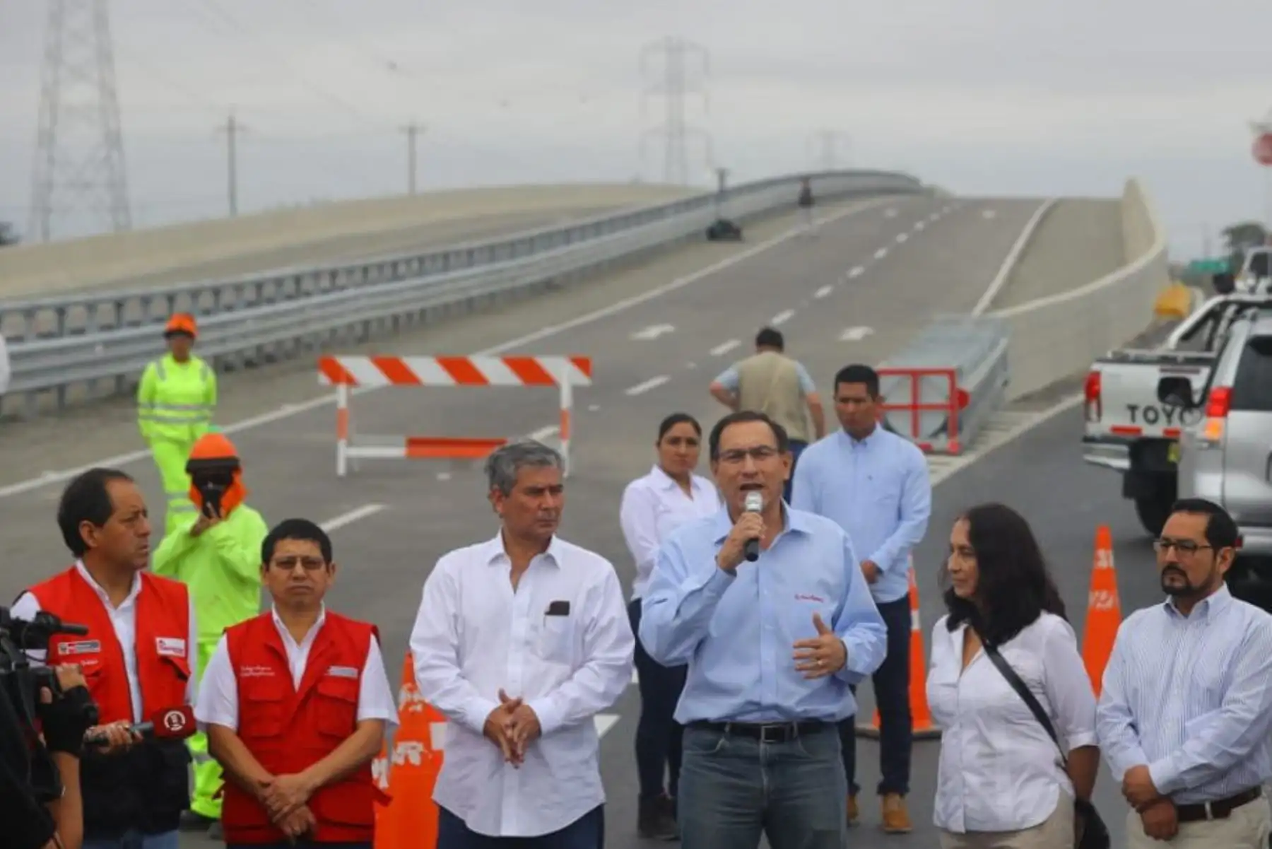 El Ministerio de Transportes y Comunicaciones (MTC) fortalece la integración de los ciudadanos de la región Piura, con la próxima construcción de un puente de 252 metros de longitud sobre la quebrada Manuela, ubicada en el distrito de Ignacio Escudero, provincia de Sullana, anunció el Presidente de la República, Martín Vizcarra.