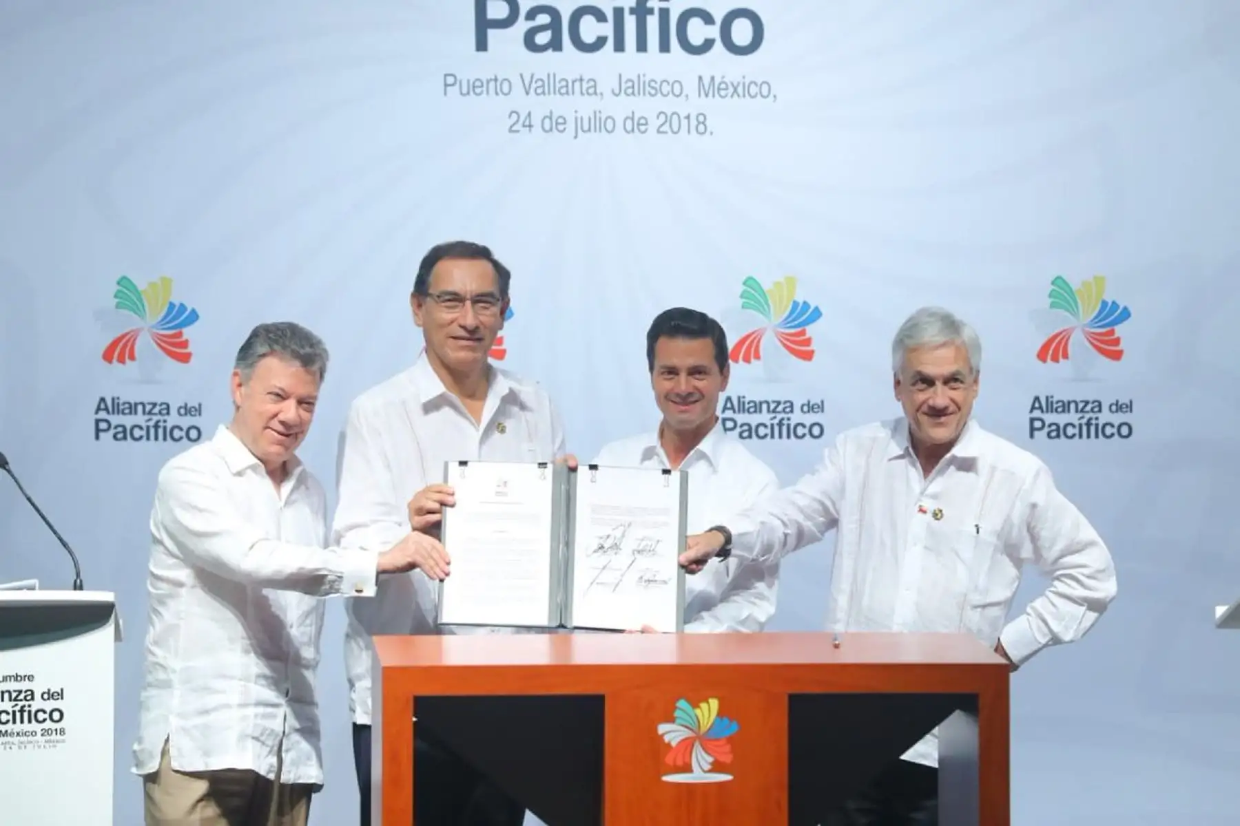 Presidente Martín Vizcarra, participa en la cumbre de la Alianza del Pacífico en la ciudad mexicana de Puerto Vallarta.