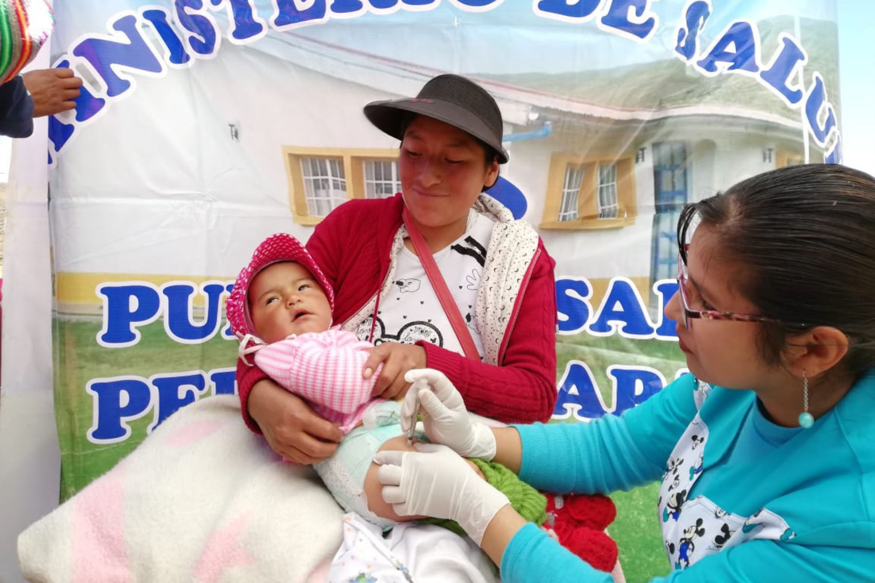 206 atenciones médicas brindó el Minsa en el distrito Pedro Vilcapaza, en Puno, afectado por heladas. ANDINA/Difusión