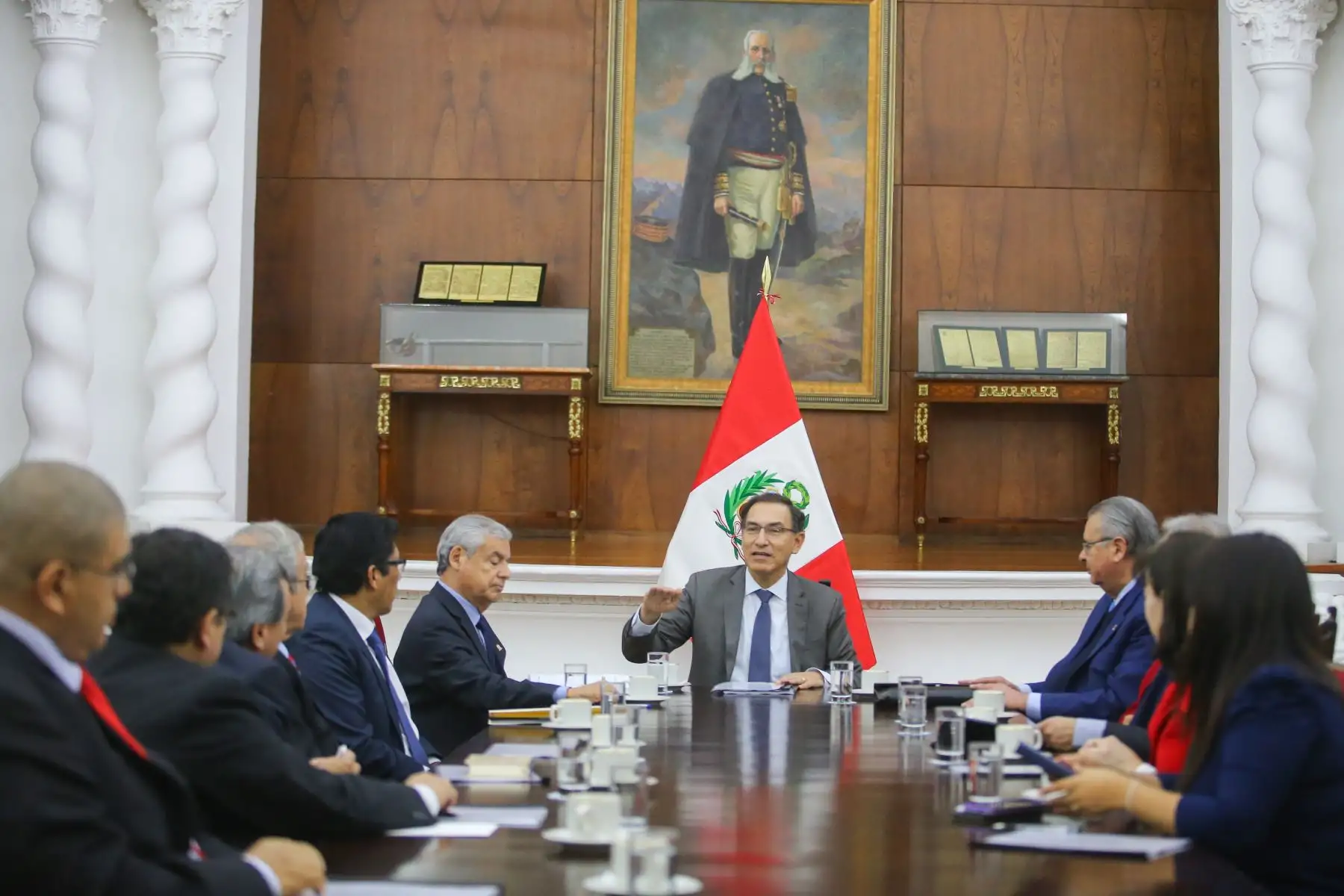 Jefe de Estado Martin Vizcarra, recibe informe de la Comisión de Reforma del Sistema de Justicia.