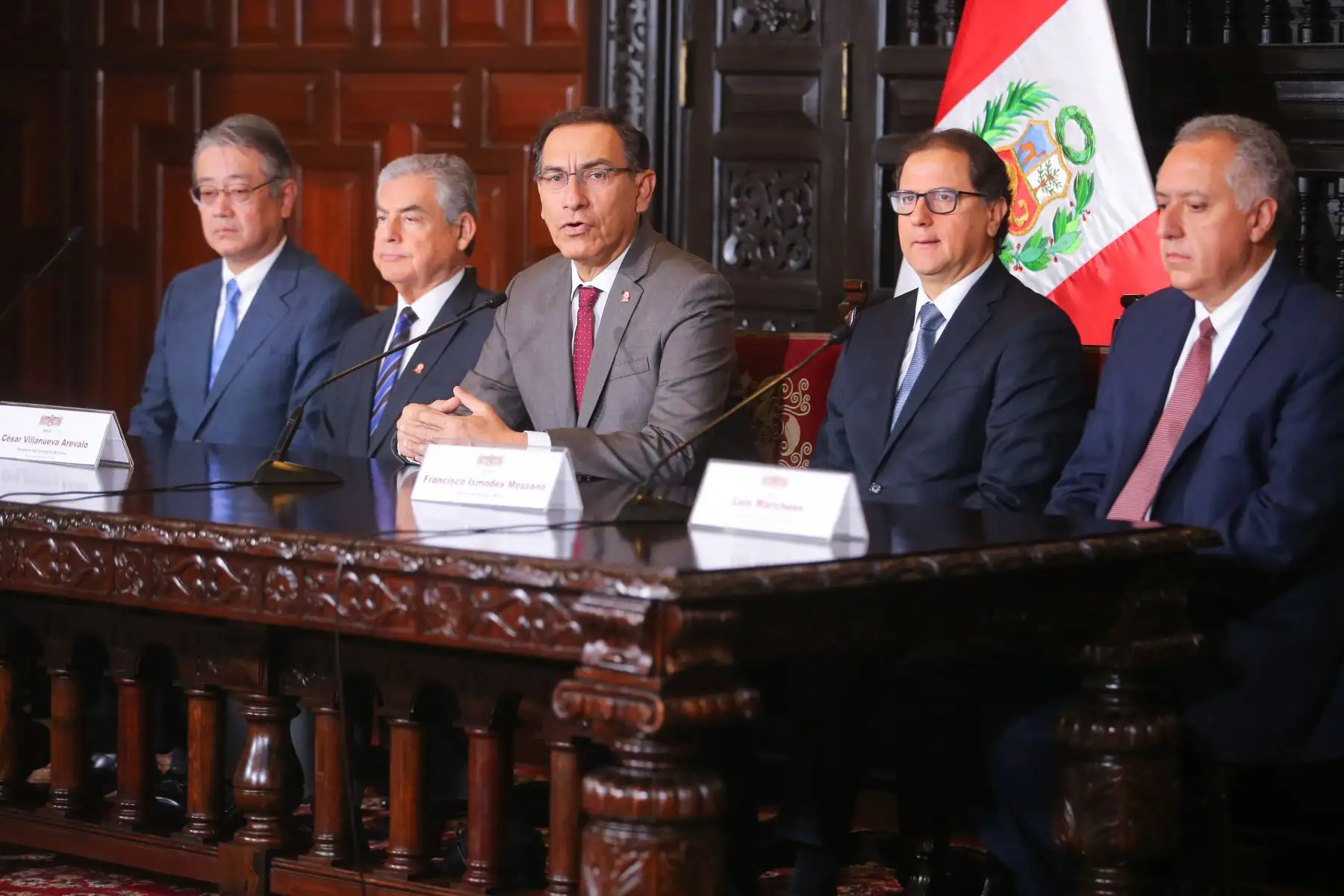 El presidente de la República, Martín Vizcarra, anunció hoy el inicio de la ejecución del megaproyecto minero Quellaveco para la producción de cobre en Moquegua, que estará a cargo de consorcio Anglo American - Mitsubishi, y dinamizará la economía del país.Foto: ANDINA/Prensa Presidencia