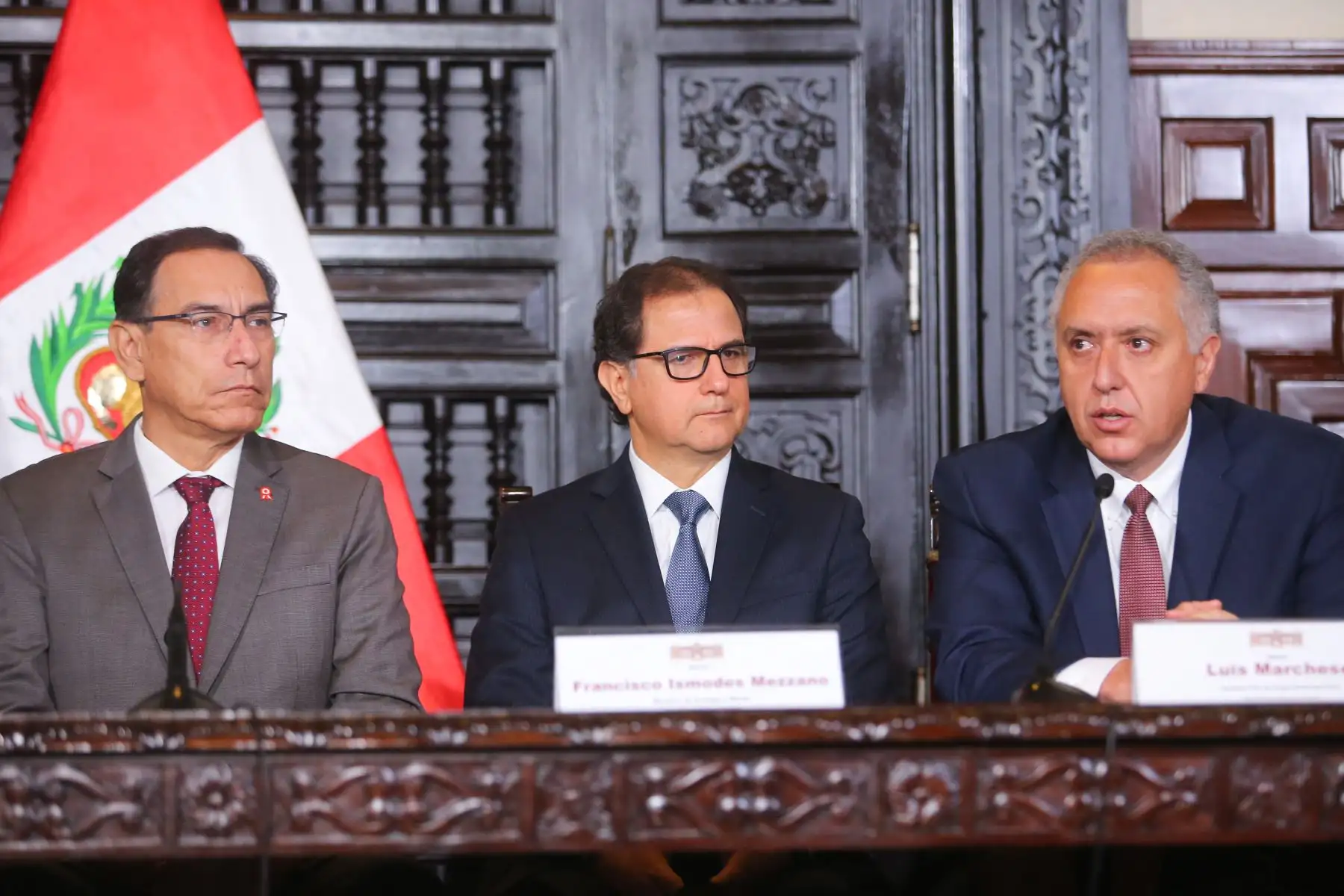 El presidente de la República, Martín Vizcarra, anunció hoy el inicio de la ejecución del megaproyecto minero Quellaveco para la producción de cobre en Moquegua, que estará a cargo de consorcio Anglo American - Mitsubishi, y dinamizará la economía del país.Foto: ANDINA/Prensa Presidencia