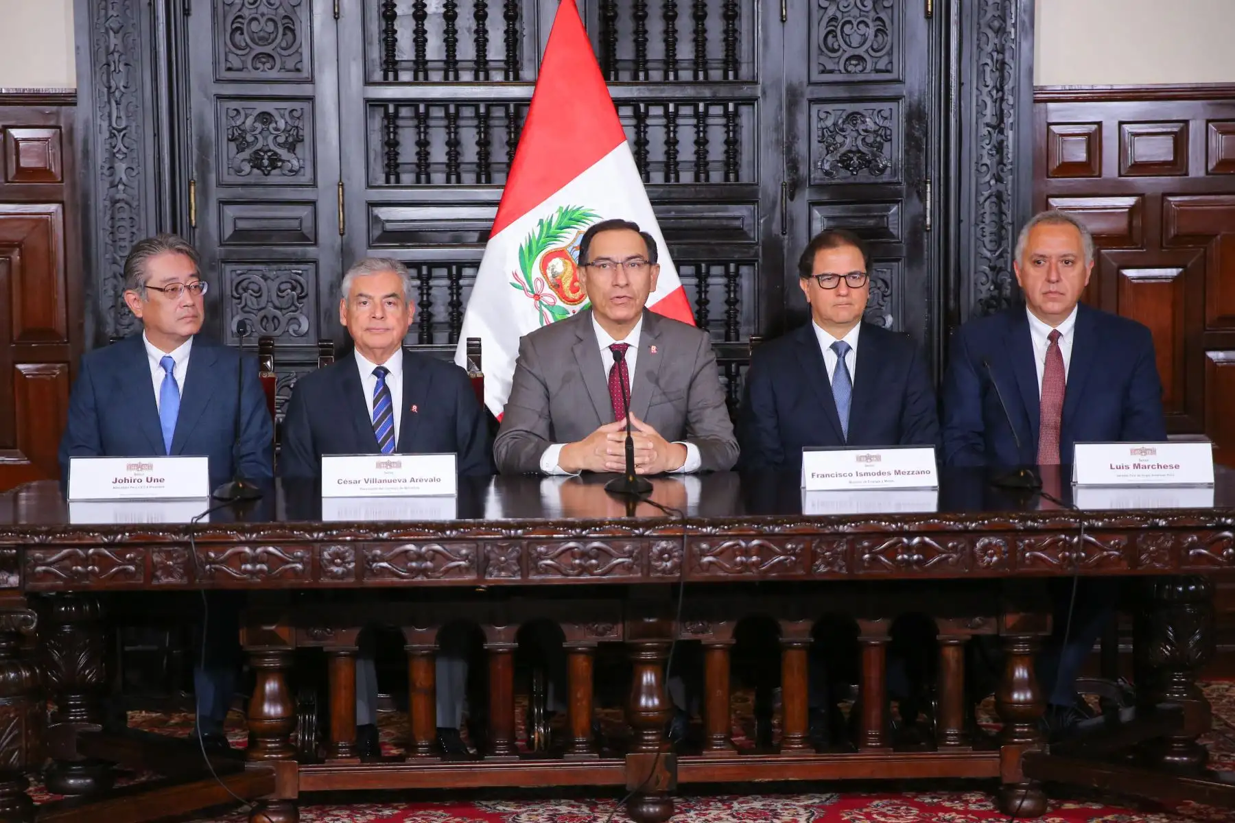 El presidente de la República, Martín Vizcarra, anunció hoy el inicio de la ejecución del megaproyecto minero Quellaveco para la producción de cobre en Moquegua, que estará a cargo de consorcio Anglo American - Mitsubishi, y dinamizará la economía del país.Foto: ANDINA/Prensa Presidencia