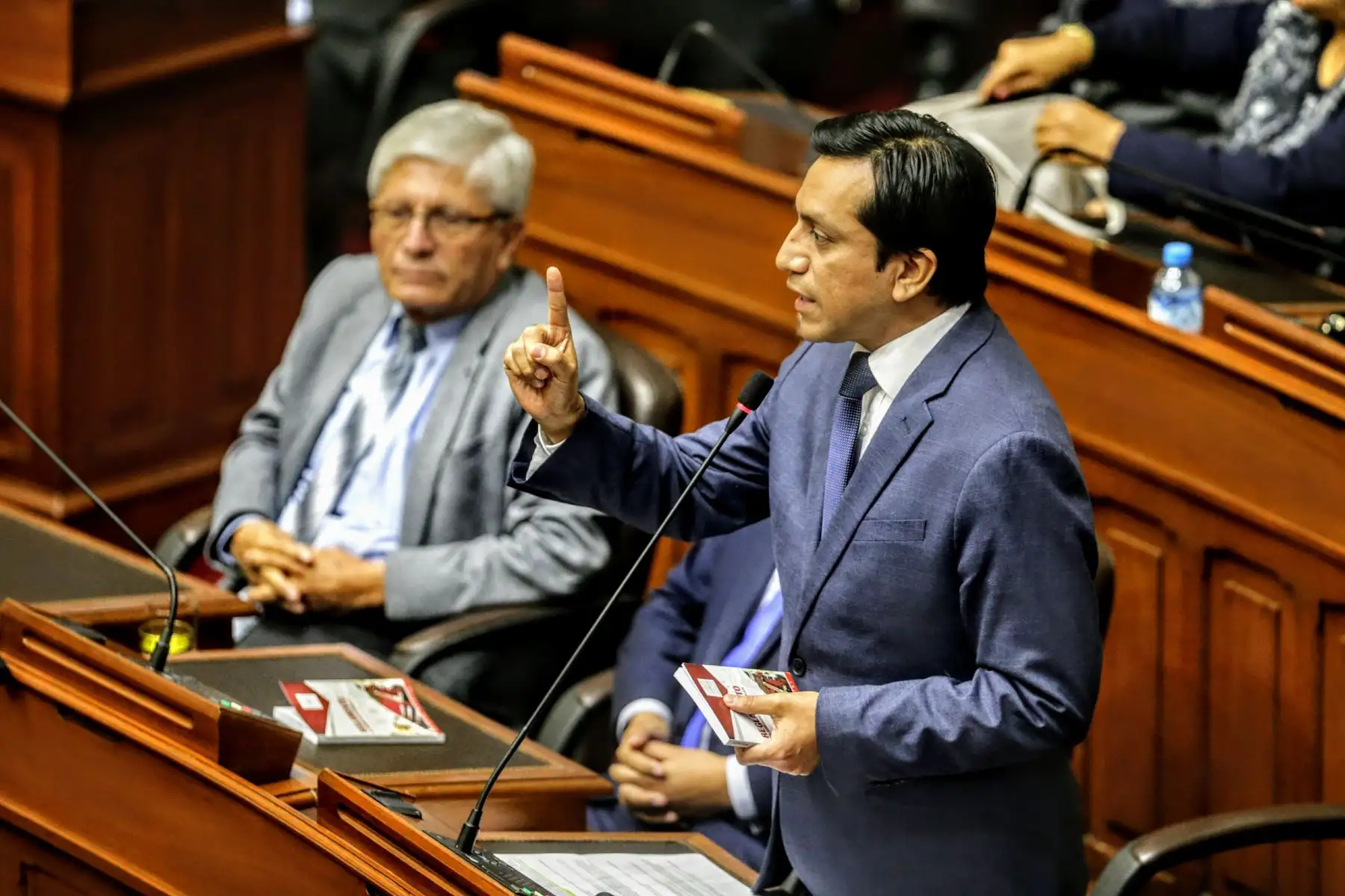 Sesión del Congreso de la República para la elección de la mesa directiva para el periodo anual de sesiones 2018-2019. Foto: ANDINA/Luis Iparraguirre