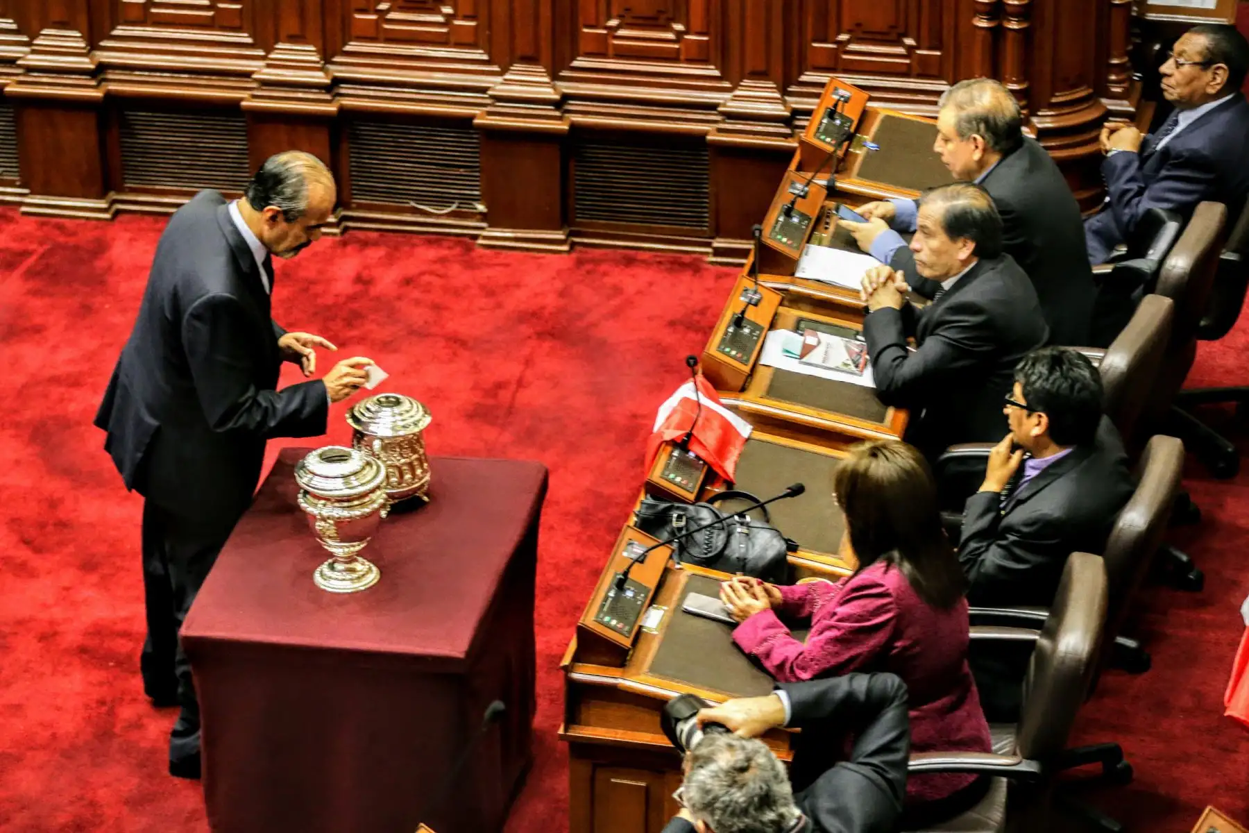 Sesión del Congreso de la República para la elección de la mesa directiva para el periodo anual de sesiones 2018-2019. Foto: ANDINA/Luis Iparraguirre