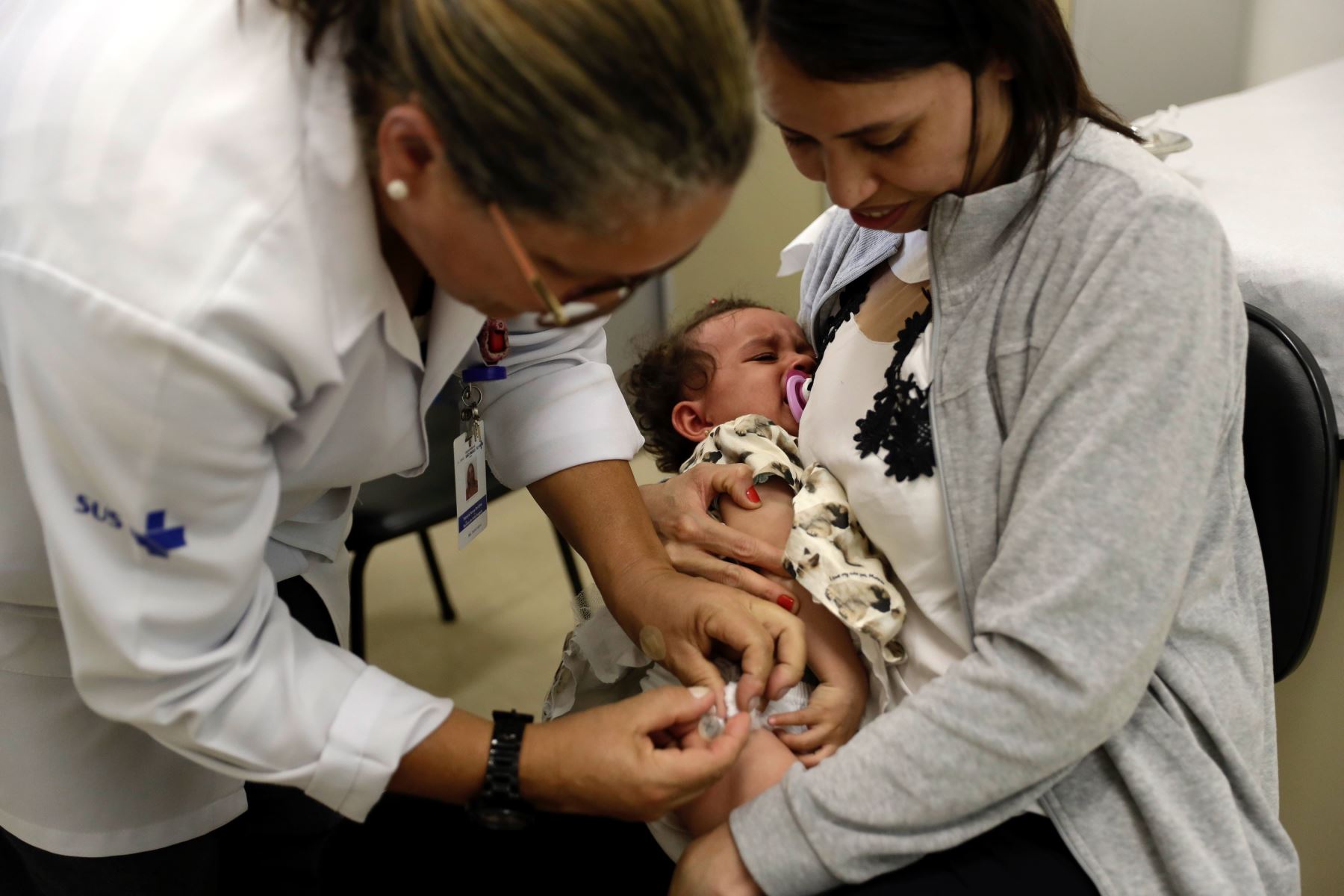 Vacunación en Brasil Foto: EFE
