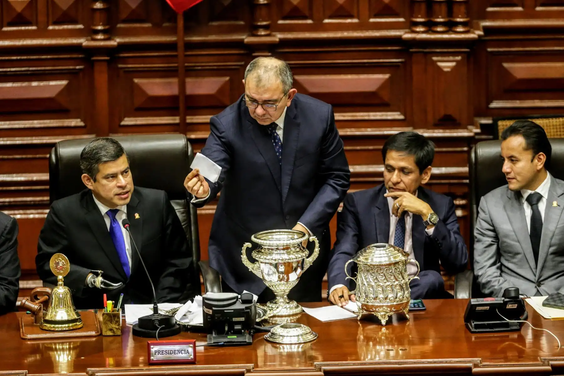 Con 69 votos a favor, el congresista Daniel Salaverry es elegido presidente del Congreso de la República para el periodo 2018-2019. Foto: ANDINA/Luis Iparraguirre