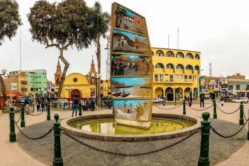 Durante una visita de supervisión a diferentes instituciones de la provincia de Huaral, la Defensoría del Pueblo tomó conocimiento sobre el cobro indebido por otorgamiento de garantías personales que se realizaba en la Prefectura Provincial, lo cual afecta el acceso a la protección de las personas frente a cualquier acto que atente contra su integridad, paz y tranquilidad.