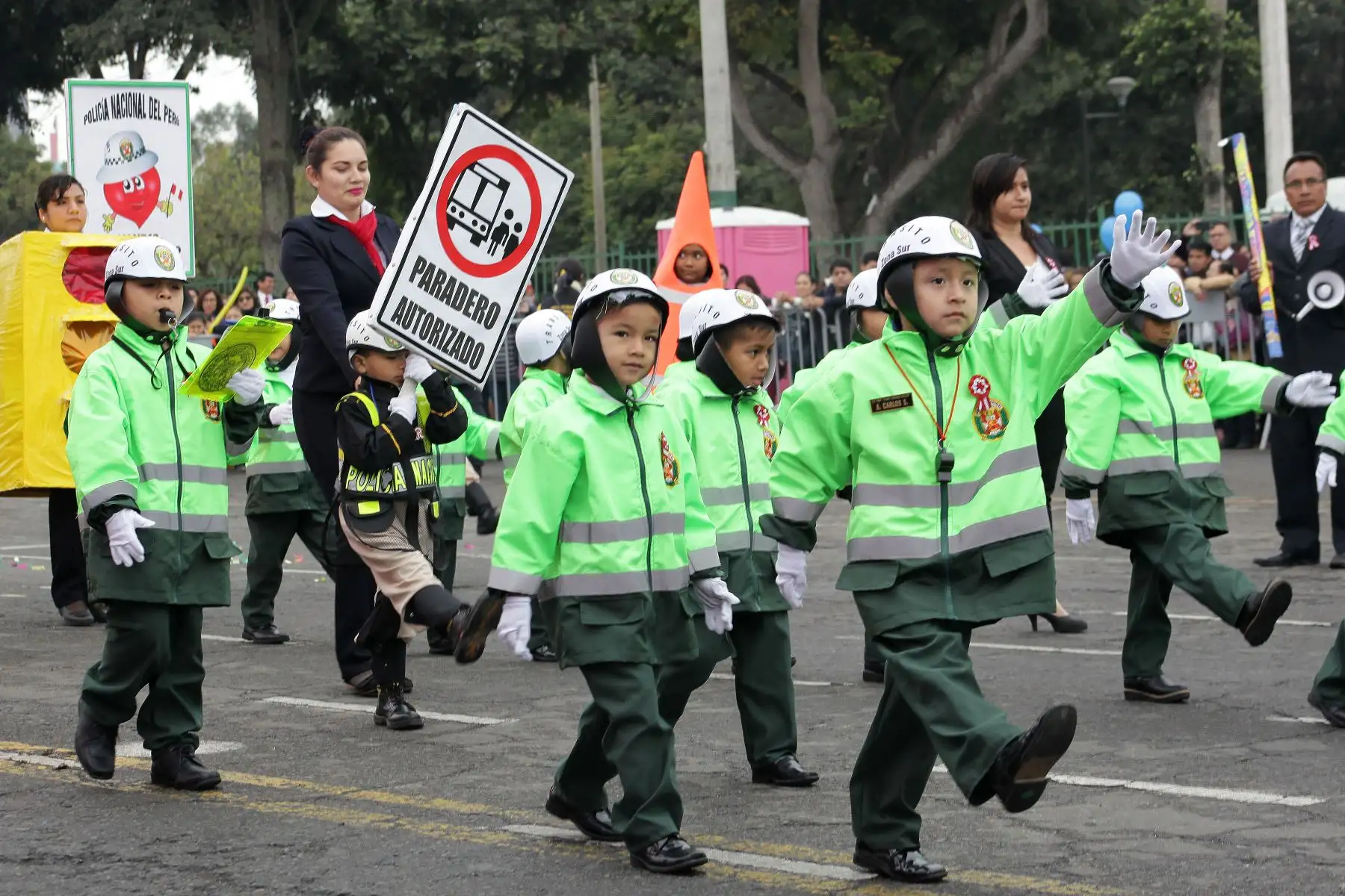 Desfile de colegios policiales 2018.Foto:ANDINA/Héctor Vinces.