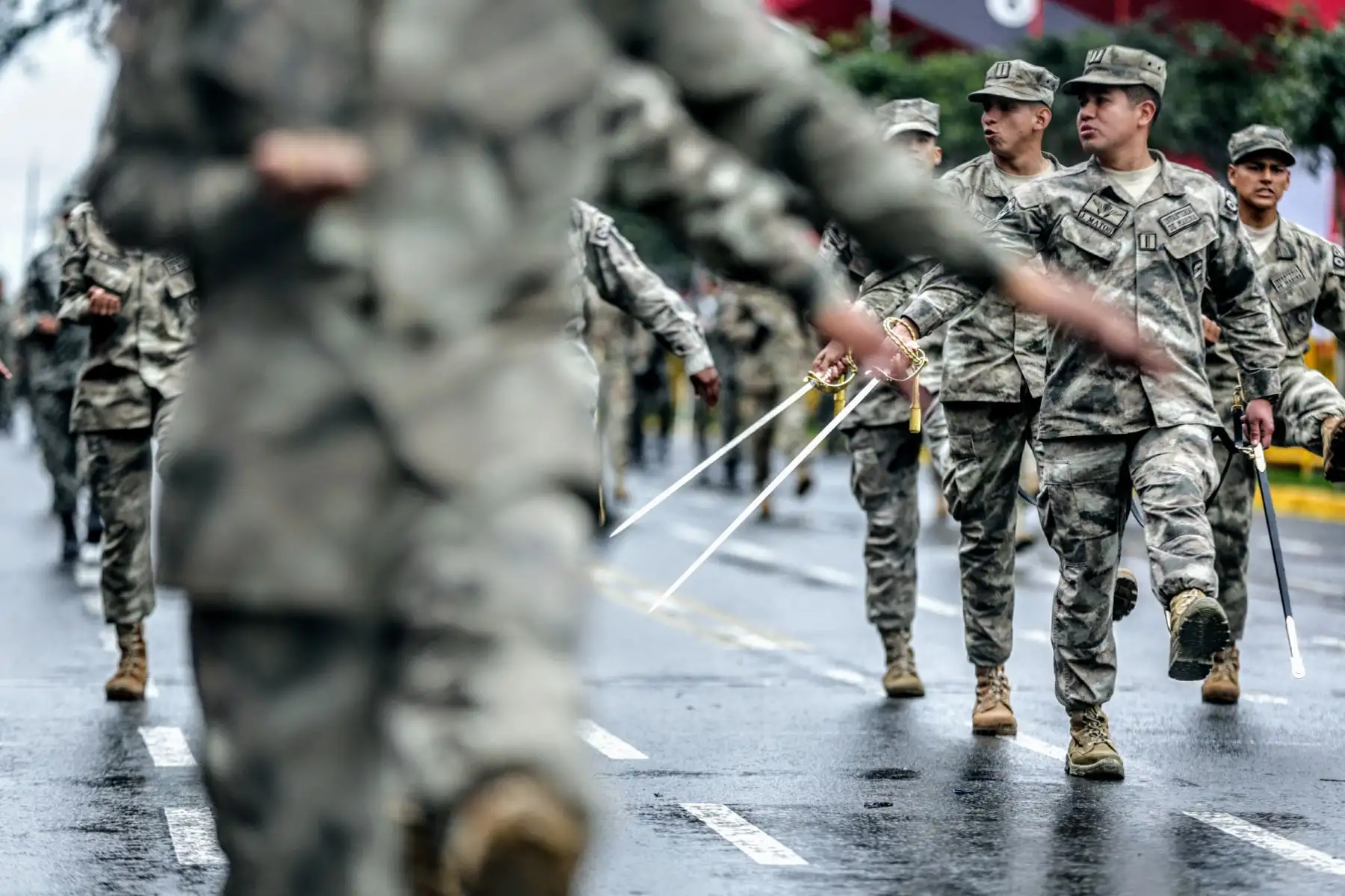 Práctica del Desfile Militar en la avenida Brasil, que se realizará el 29 de julio.  Foto: ANDINA/Luis Iparraguirre