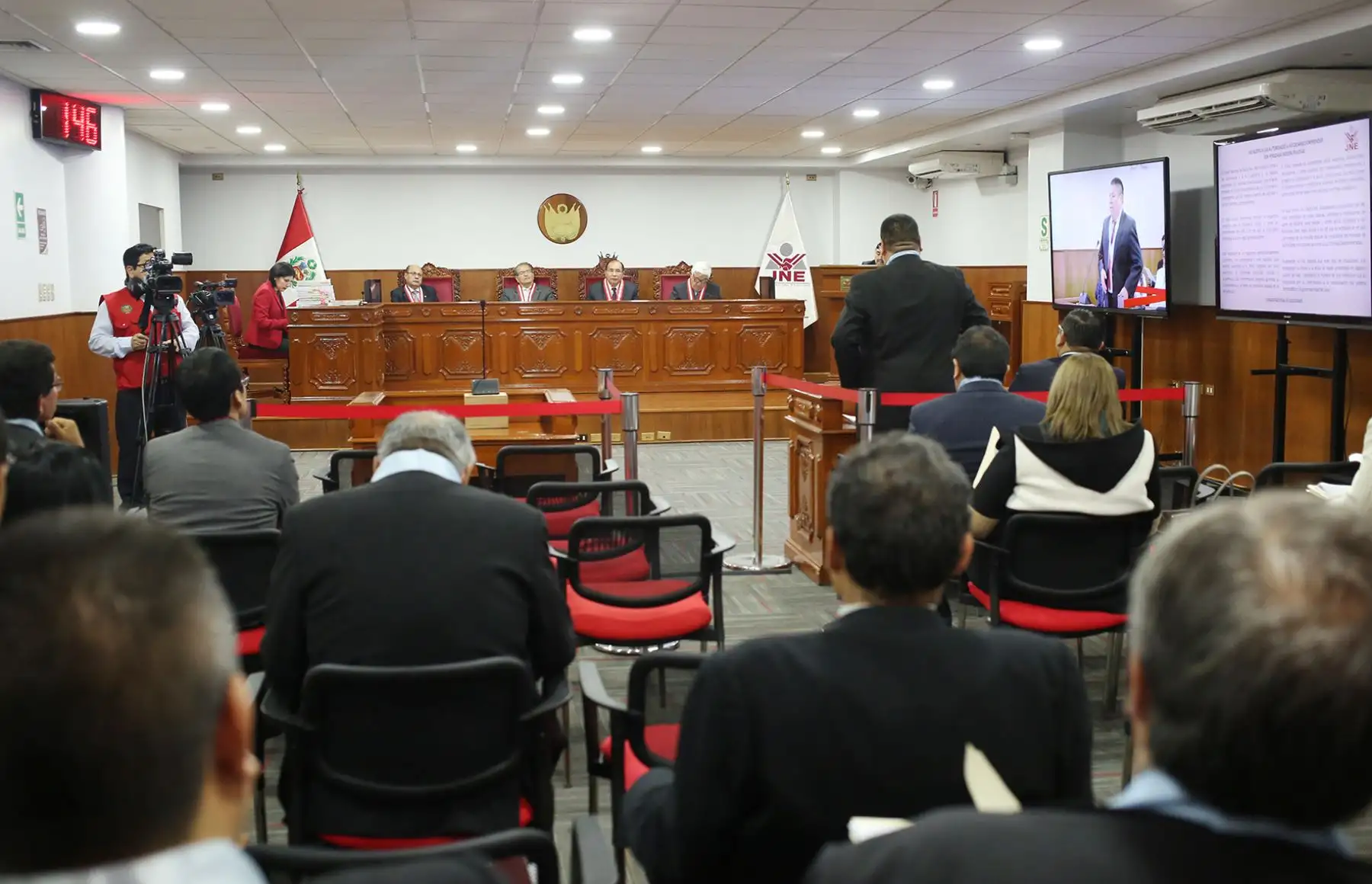 Audiencia pública del pleno del Jurado Nacional de Elecciones.