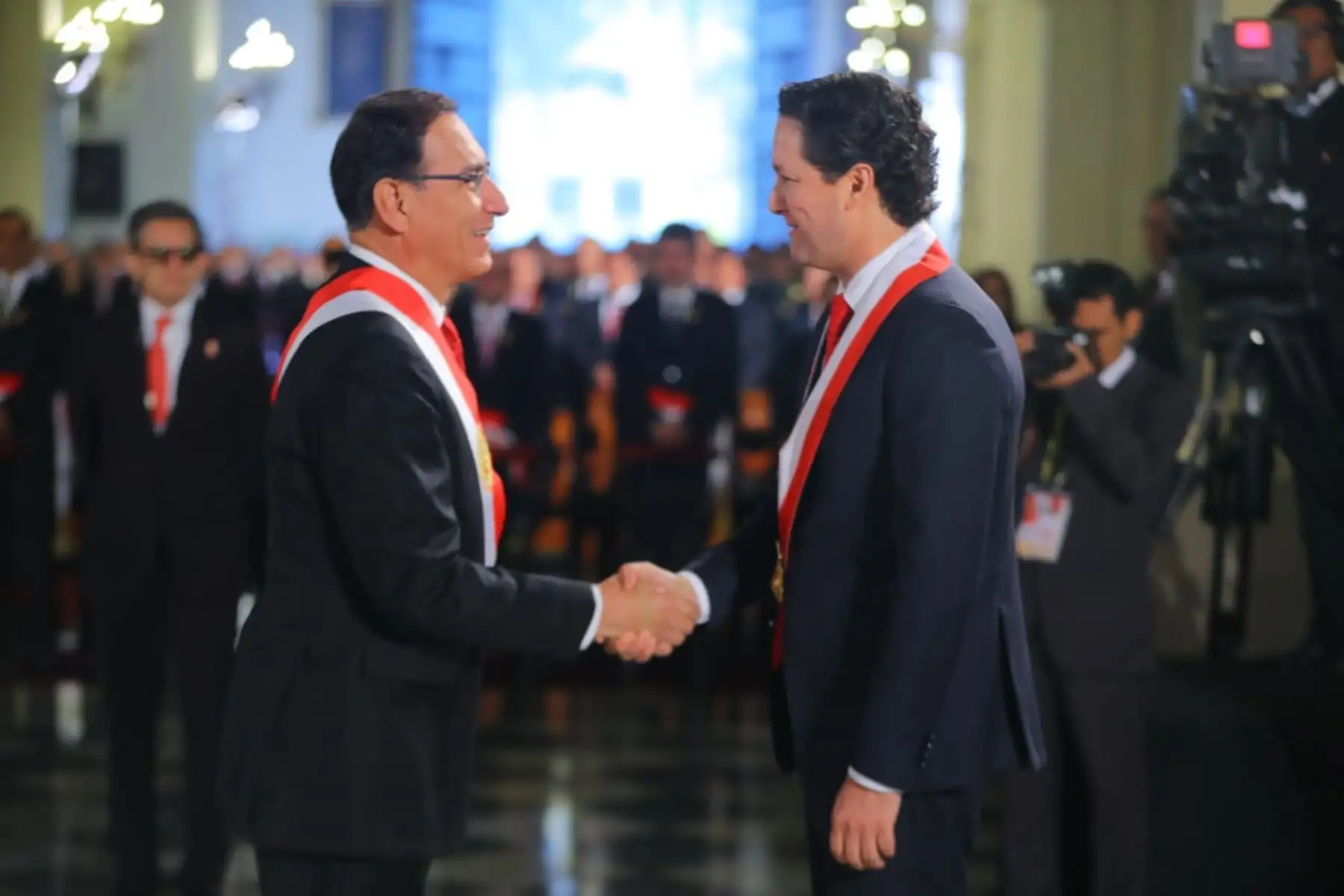 El Presidente de la República, Martín Vizcarra Cornejo, participa en la misa solemne y tedeum por Fiestas Patrias que se realiza en la Catedral de Lima.  Foto: ANDINA/Prensa Presidencia.