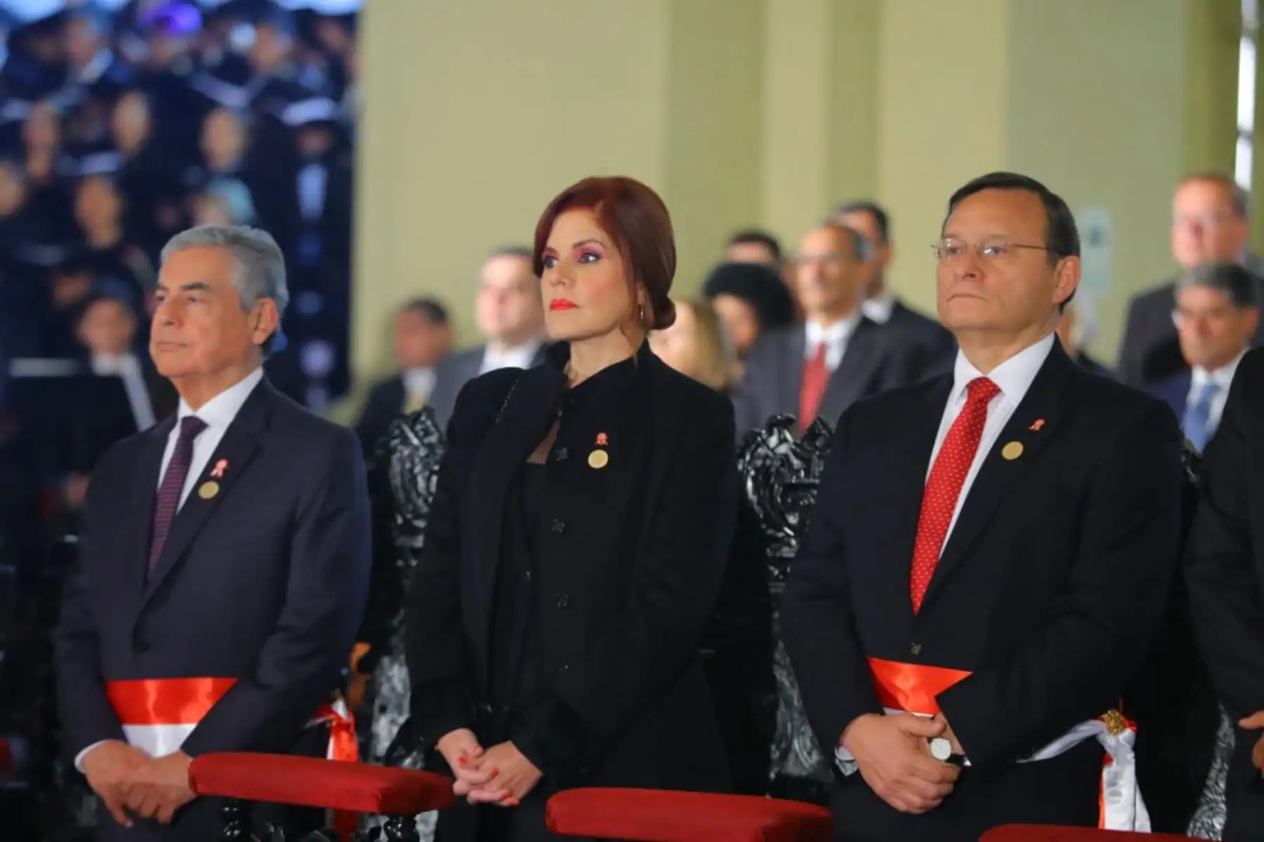 El Presidente de la República, Martín Vizcarra Cornejo, participa en la misa solemne y tedeum por Fiestas Patrias que se realiza en la Catedral de Lima.  Foto: ANDINA/Prensa Presidencia.
