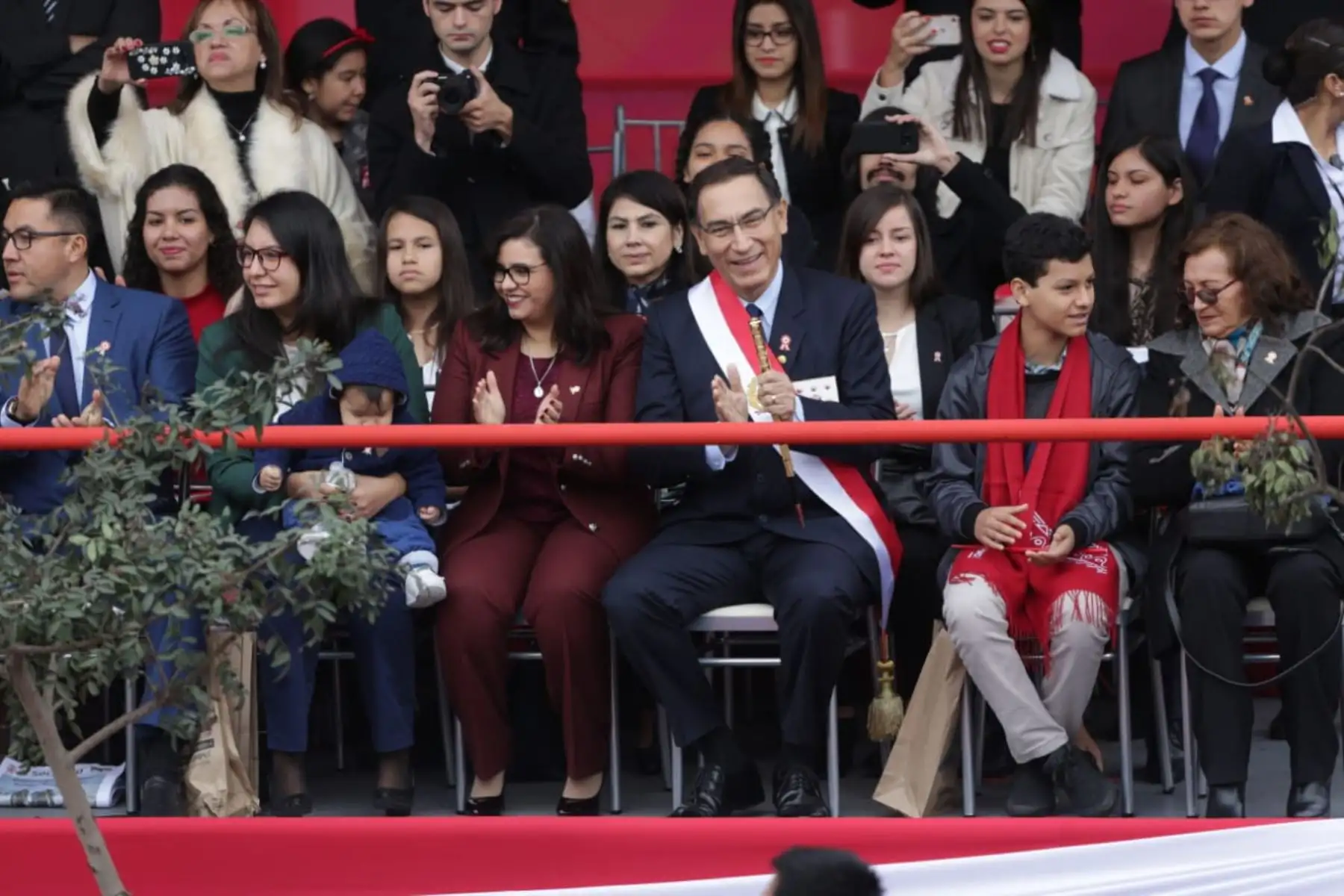 El presidente de la República, Martín Vizcarra, preside   la Gran Parada Militar por Fiestas Patrias. Foto: ANDINA/Prensa Presidencia