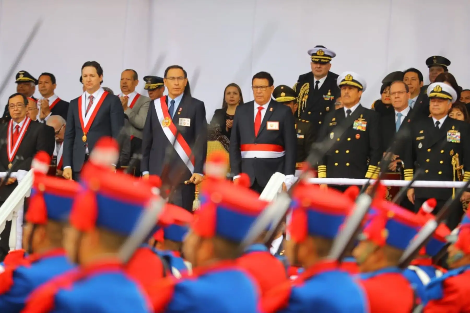 El presidente de la República, Martín Vizcarra, preside la Gran Parada Militar por Fiestas Patrias. Foto: ANDINA/Prensa Presidencia