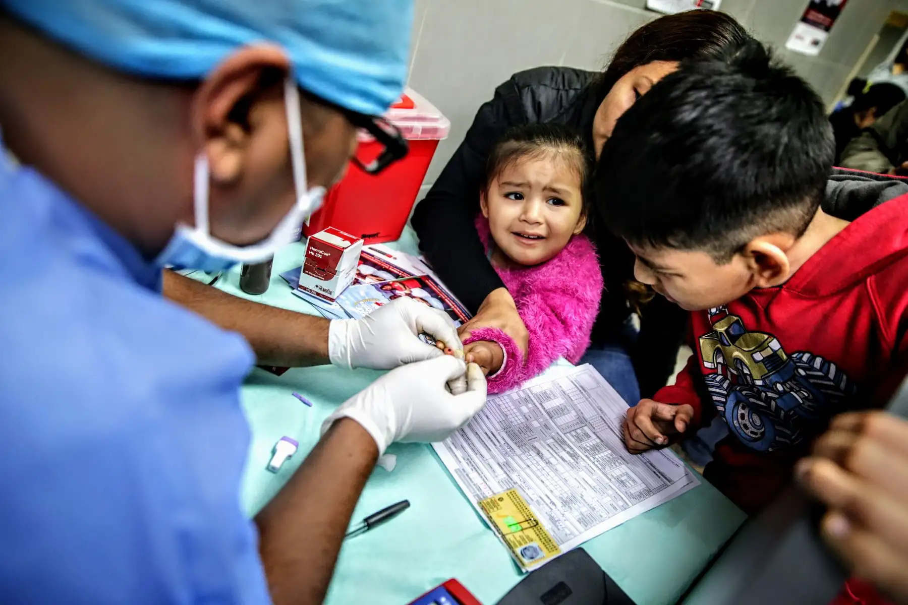 Ministra de Salud Silvia Pessah da inicio a la Tercera Jornada Naciobal contra la Anemia en el Centro de Salud Santa Luzmila II en Comas. Foto: ANDINA/Luis Iparraguirre