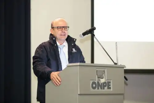 Manuel Cox Ganoza, asumió hoy la jefatura interina de la ONPE.