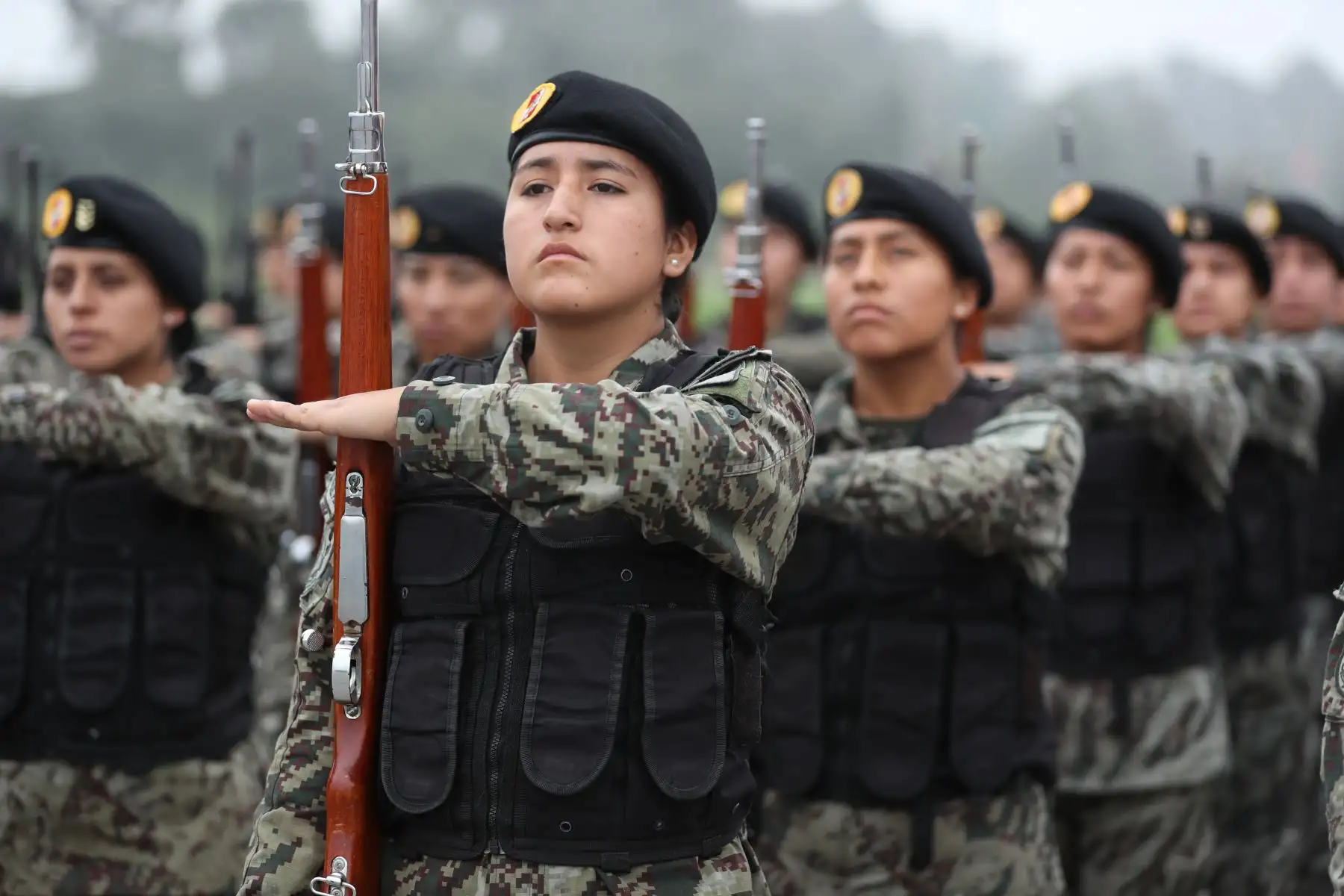 El ministro de Defensa, José Huerta Torres, presidió Ceremonia por el 77 aniversario del triunfo de la campaña militar de 1941. Foto: ANDINA/MINDEF