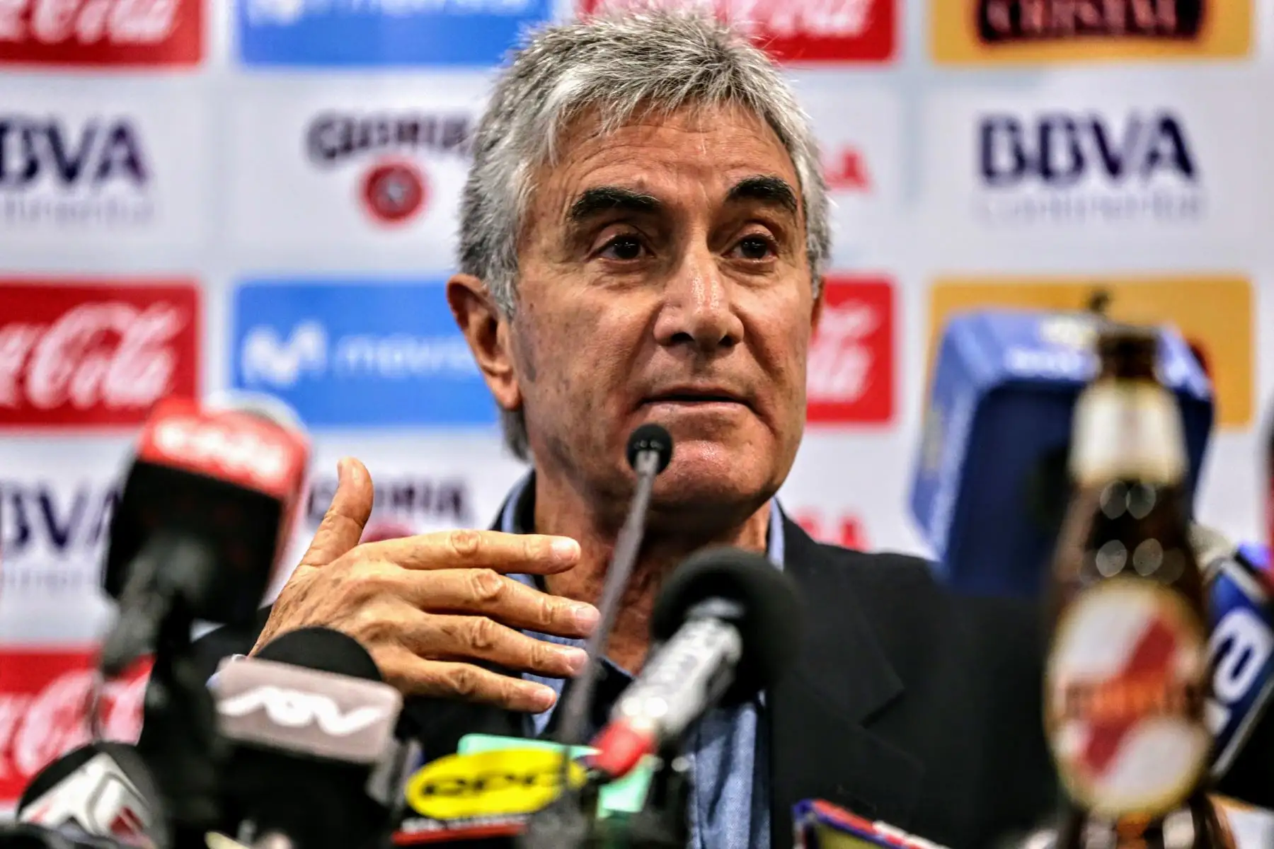Juan Carlos Oblitas, director deportivo de la FPF, ofrece conferencia de prensa en el hotel Los Delfines. Foto: ANDINA/Luis Iparraguirre