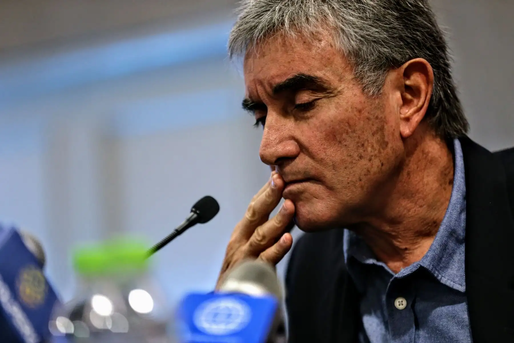 Juan Carlos Oblitas, director deportivo de la FPF, ofrece conferencia de prensa en el hotel Los Delfines. Foto: ANDINA/Luis Iparraguirre