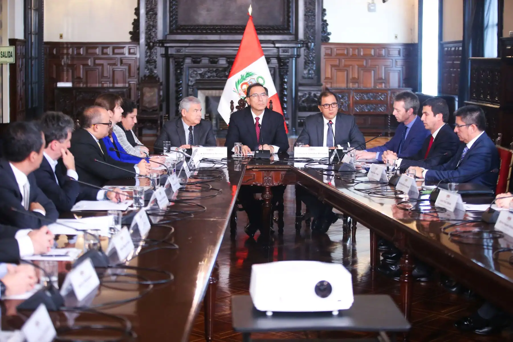 Jefe del Estado presidió el acto de creación del Centro de Convergencia y Buenas Prácticas Minero-Energéticas en Palacio de Gobierno. Foto: ANDINA/Prensa Presidencia.