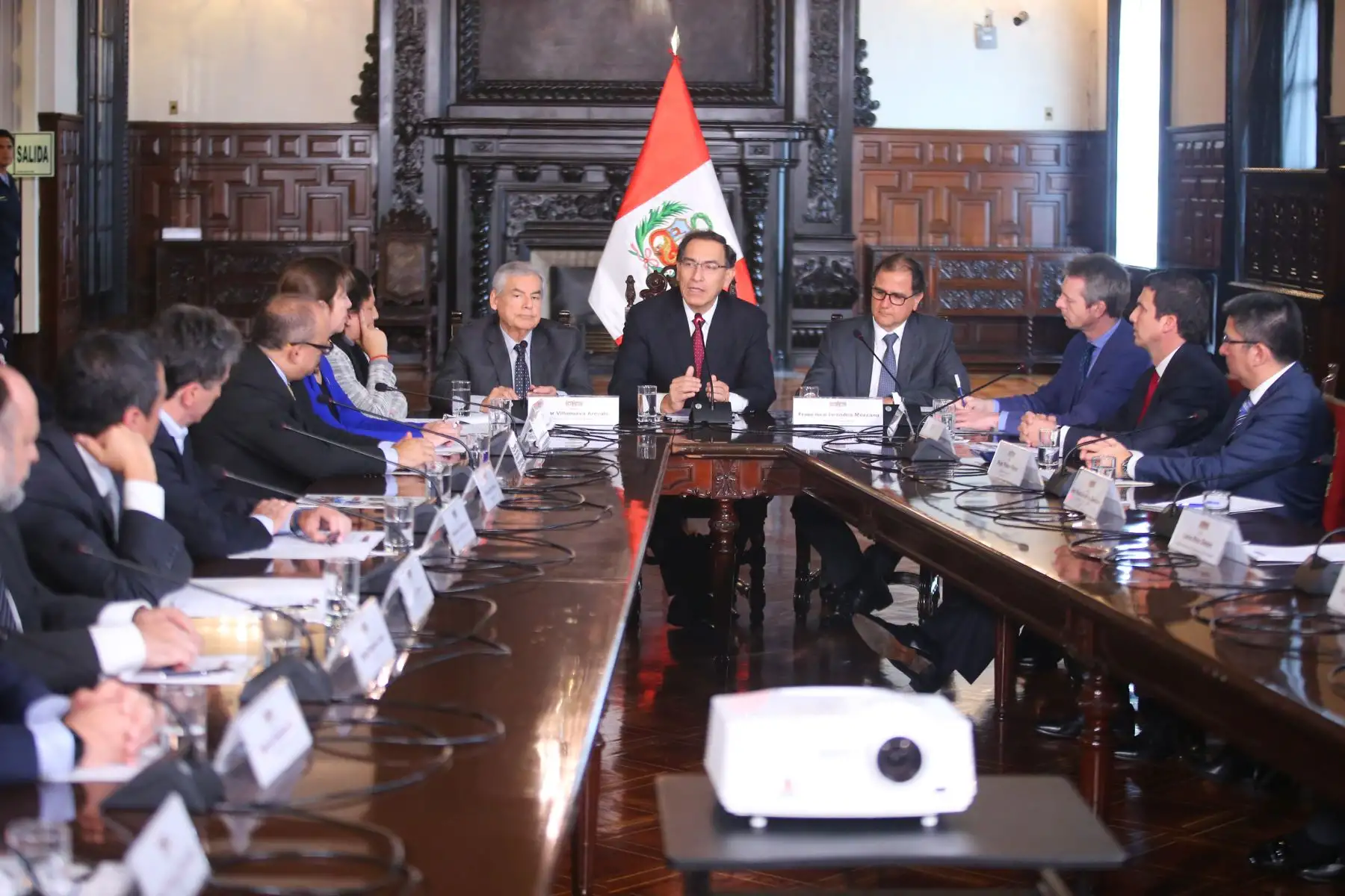 Jefe del Estado presidió el acto de creación del Centro de Convergencia y Buenas Prácticas Minero-Energéticas en Palacio de Gobierno. Foto: ANDINA/Prensa Presidencia.