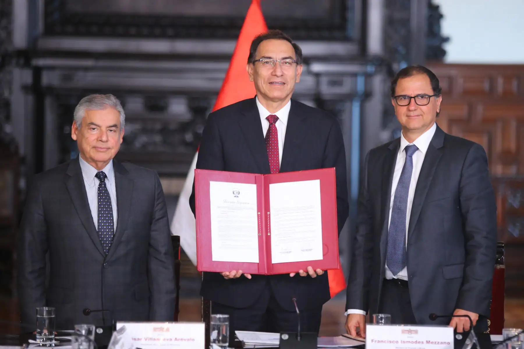 Jefe del Estado presidió el acto de creación del Centro de Convergencia y Buenas Prácticas Minero-Energéticas en Palacio de Gobierno. Foto: ANDINA/Prensa Presidencia.